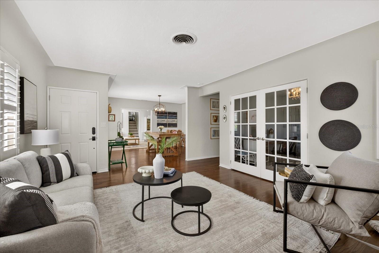 2400 9TH AVE N, ST PETERSBURG, FL, 33713
