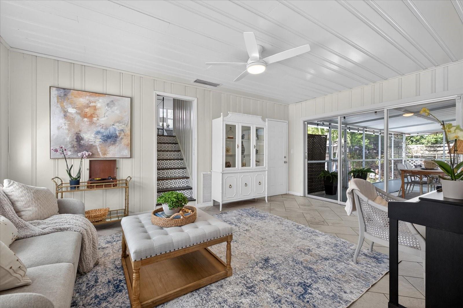 2400 9TH AVE N, ST PETERSBURG, FL, 33713