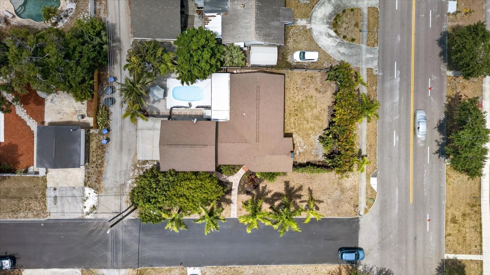 2400 9TH AVE N, ST PETERSBURG, FL, 33713