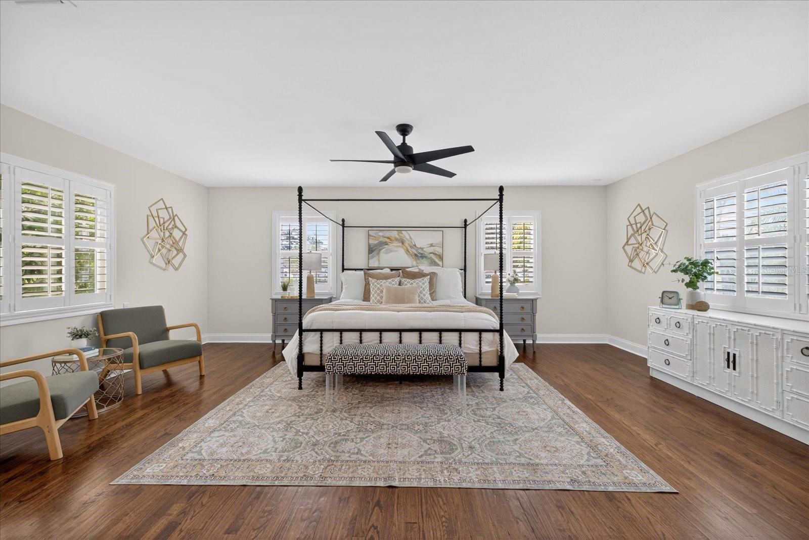 2400 9TH AVE N, ST PETERSBURG, FL, 33713
