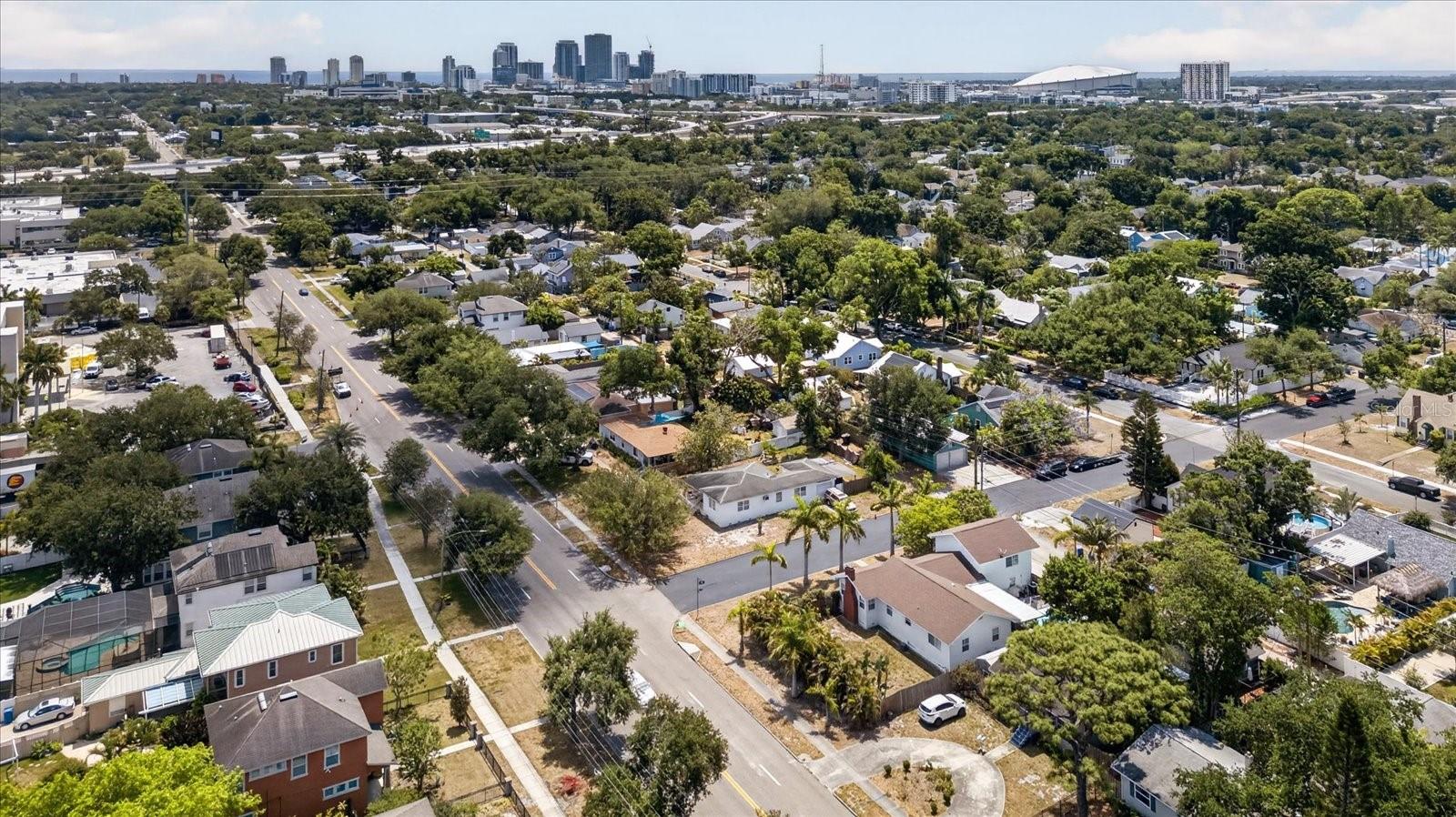 2400 9TH AVE N, ST PETERSBURG, FL, 33713