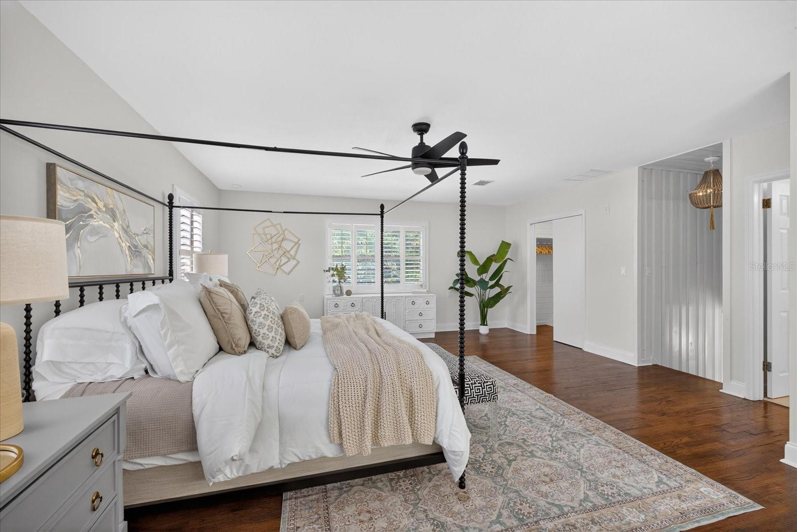 2400 9TH AVE N, ST PETERSBURG, FL, 33713