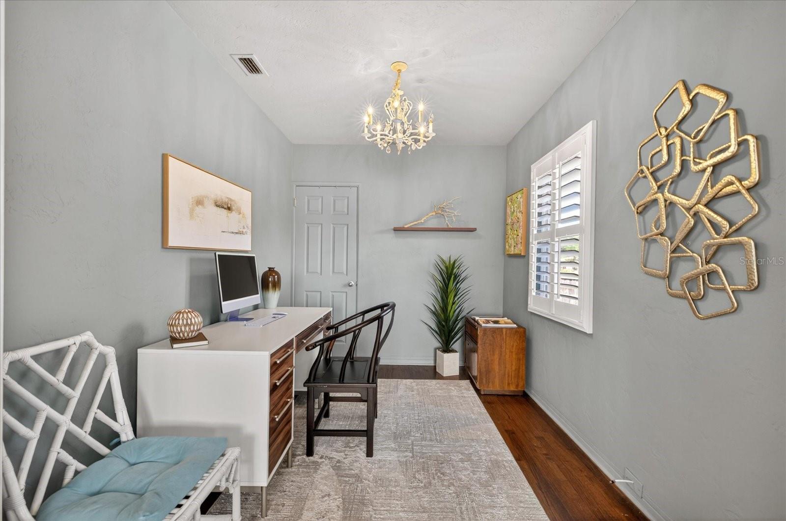 2400 9TH AVE N, ST PETERSBURG, FL, 33713