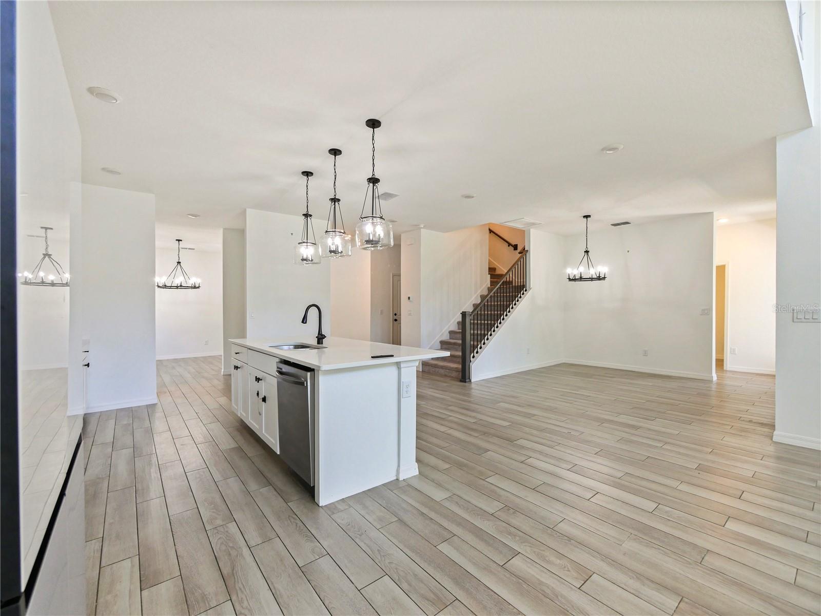 1109 PEARL TREE RD, DELTONA, FL, 32725