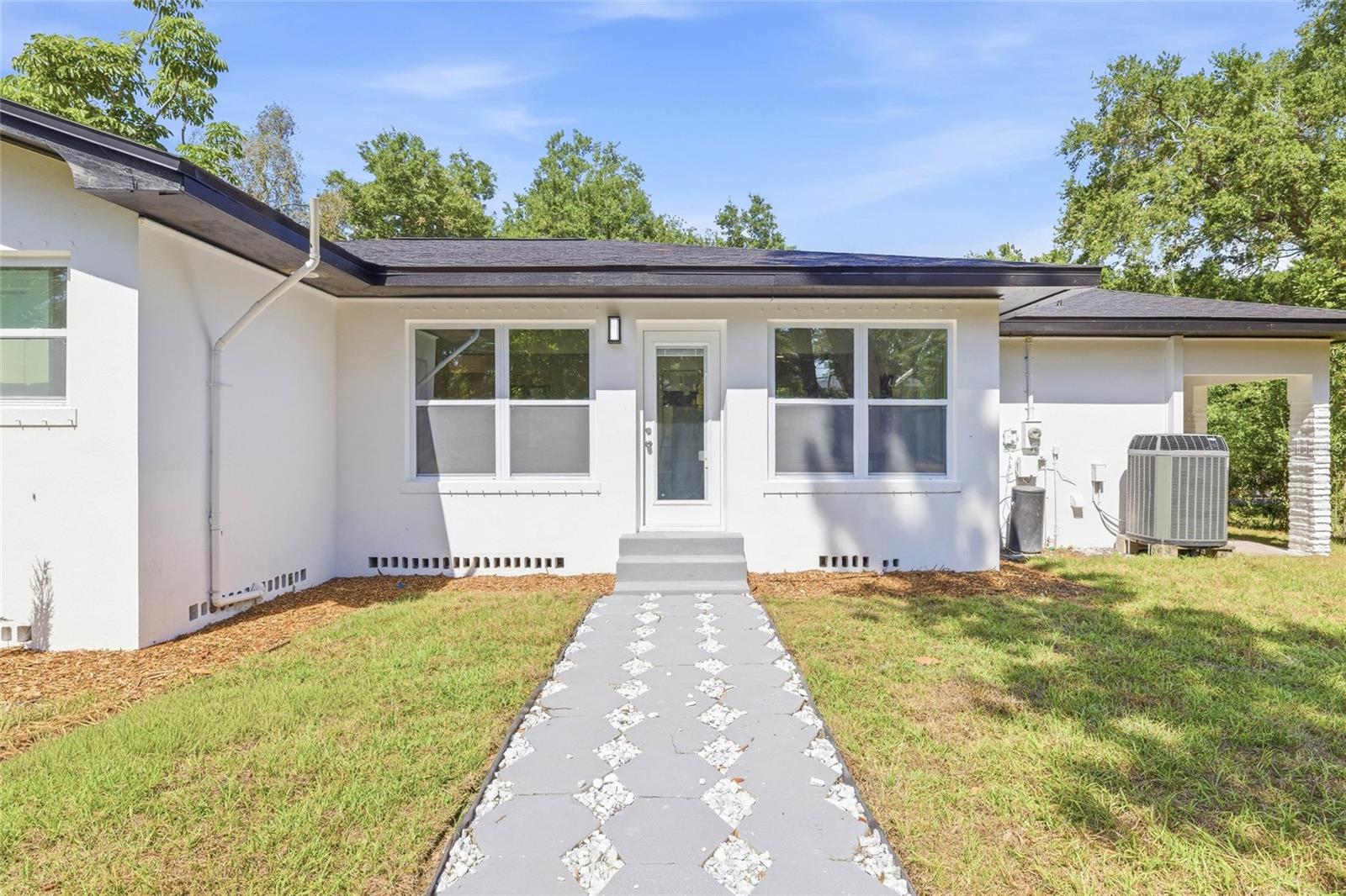 111 ORANGEVIEW AVE, CLEARWATER, FL, 33755