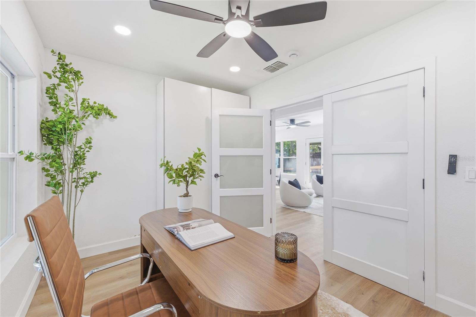 111 ORANGEVIEW AVE, CLEARWATER, FL, 33755