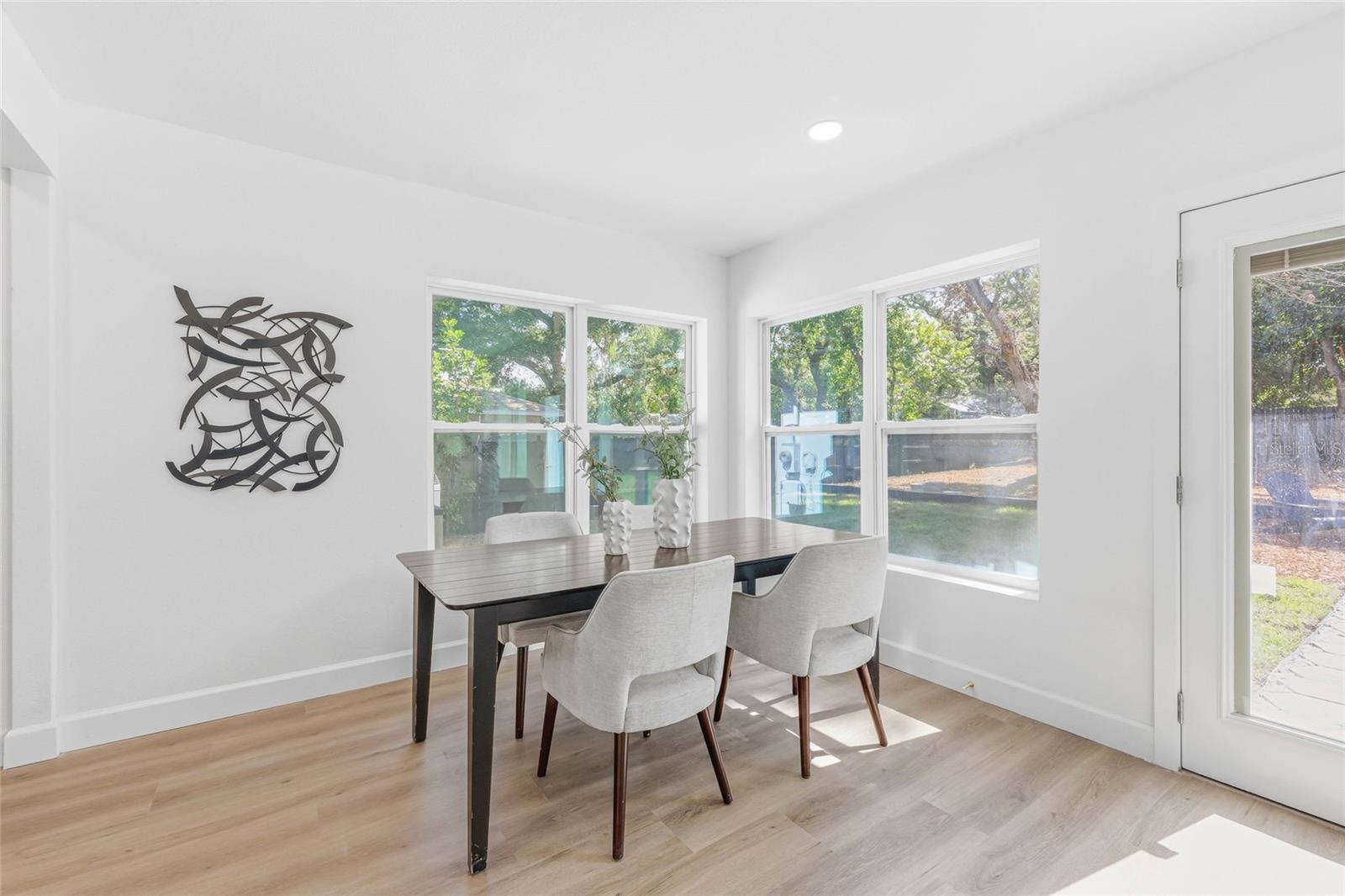 111 ORANGEVIEW AVE, CLEARWATER, FL, 33755