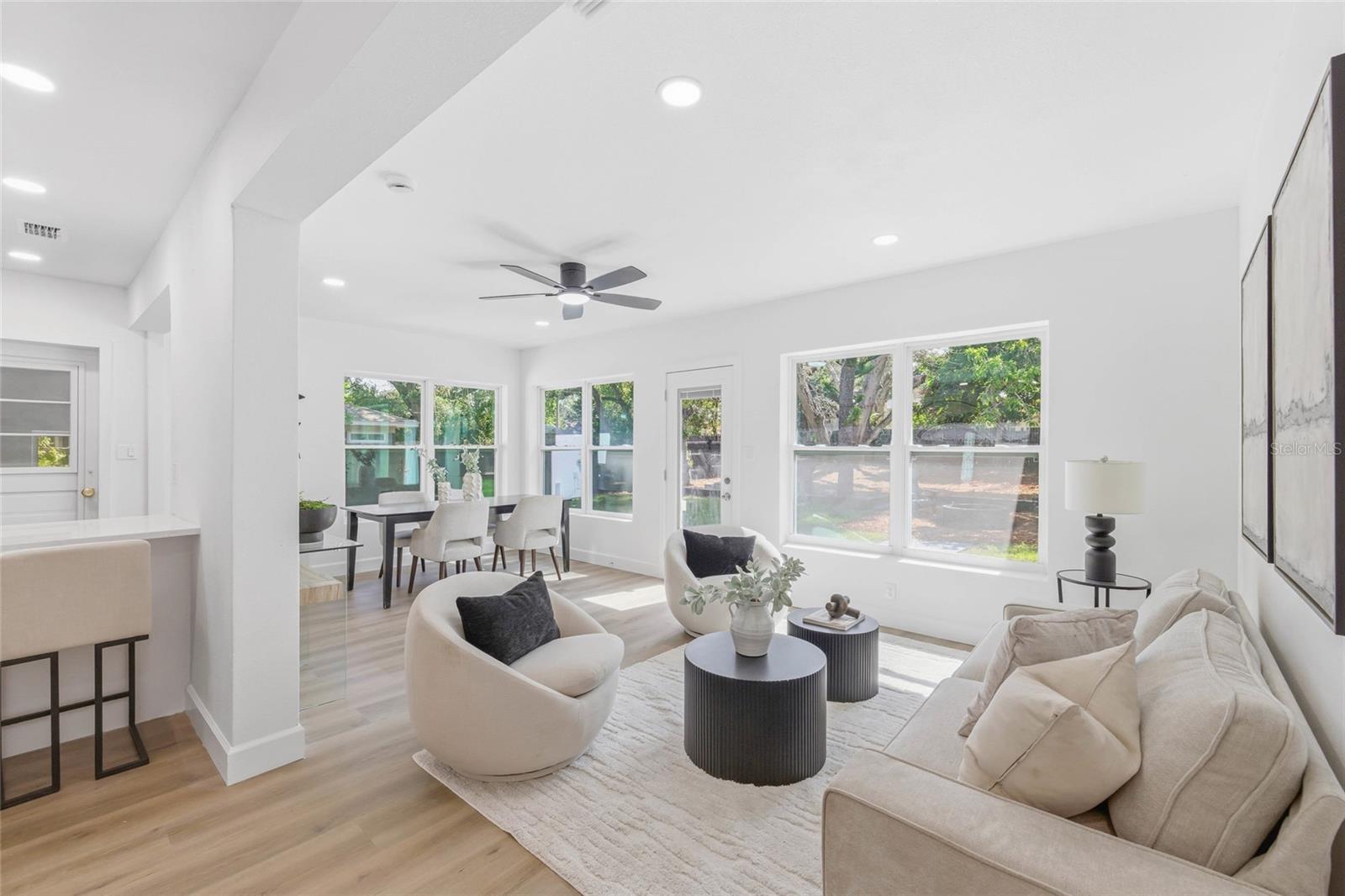 111 ORANGEVIEW AVE, CLEARWATER, FL, 33755