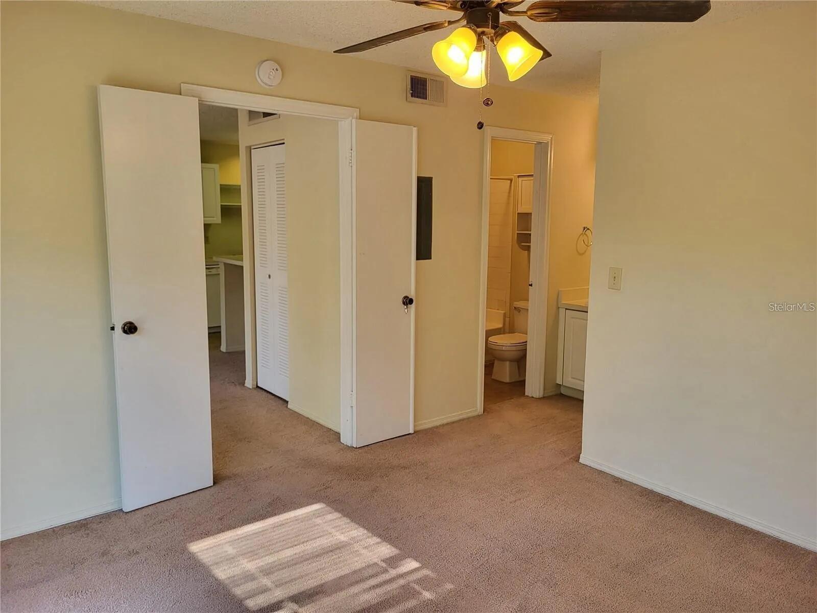 4107 CHATHAM OAK CT #313, TAMPA, FL, 33624