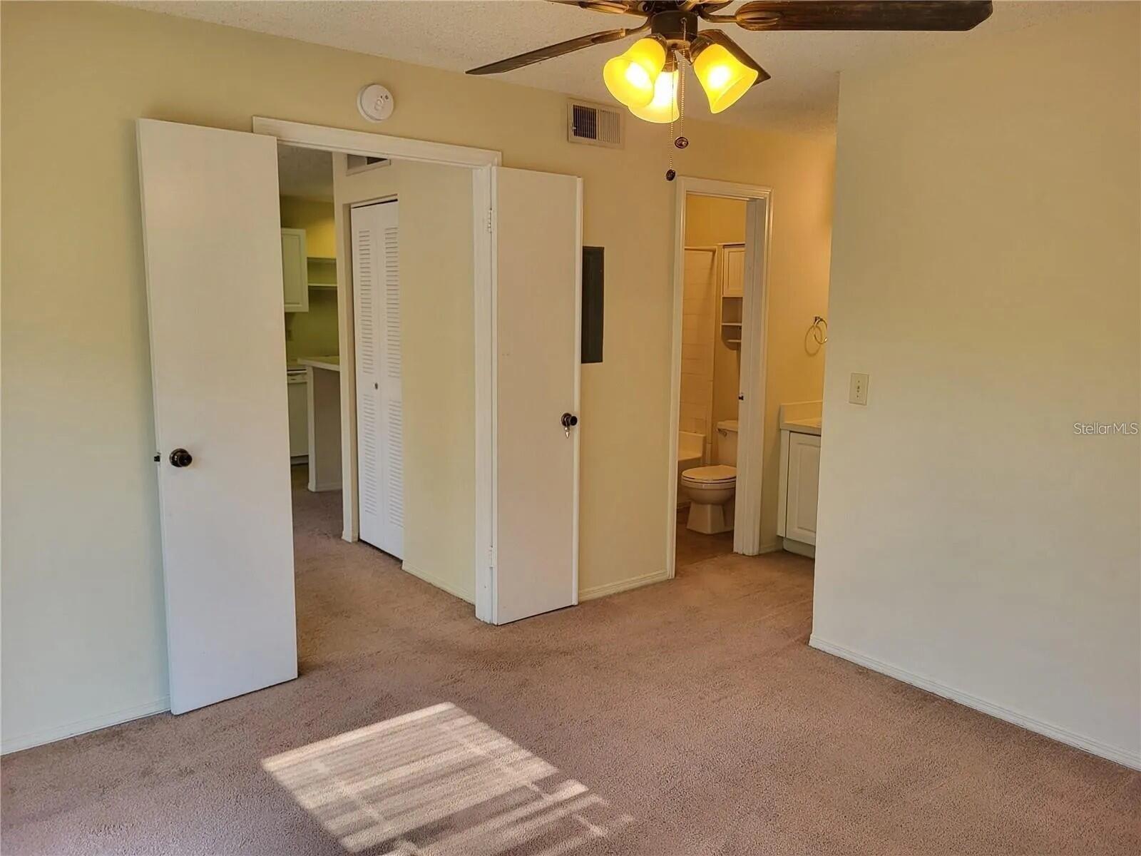 4107 CHATHAM OAK CT #313, TAMPA, FL, 33624