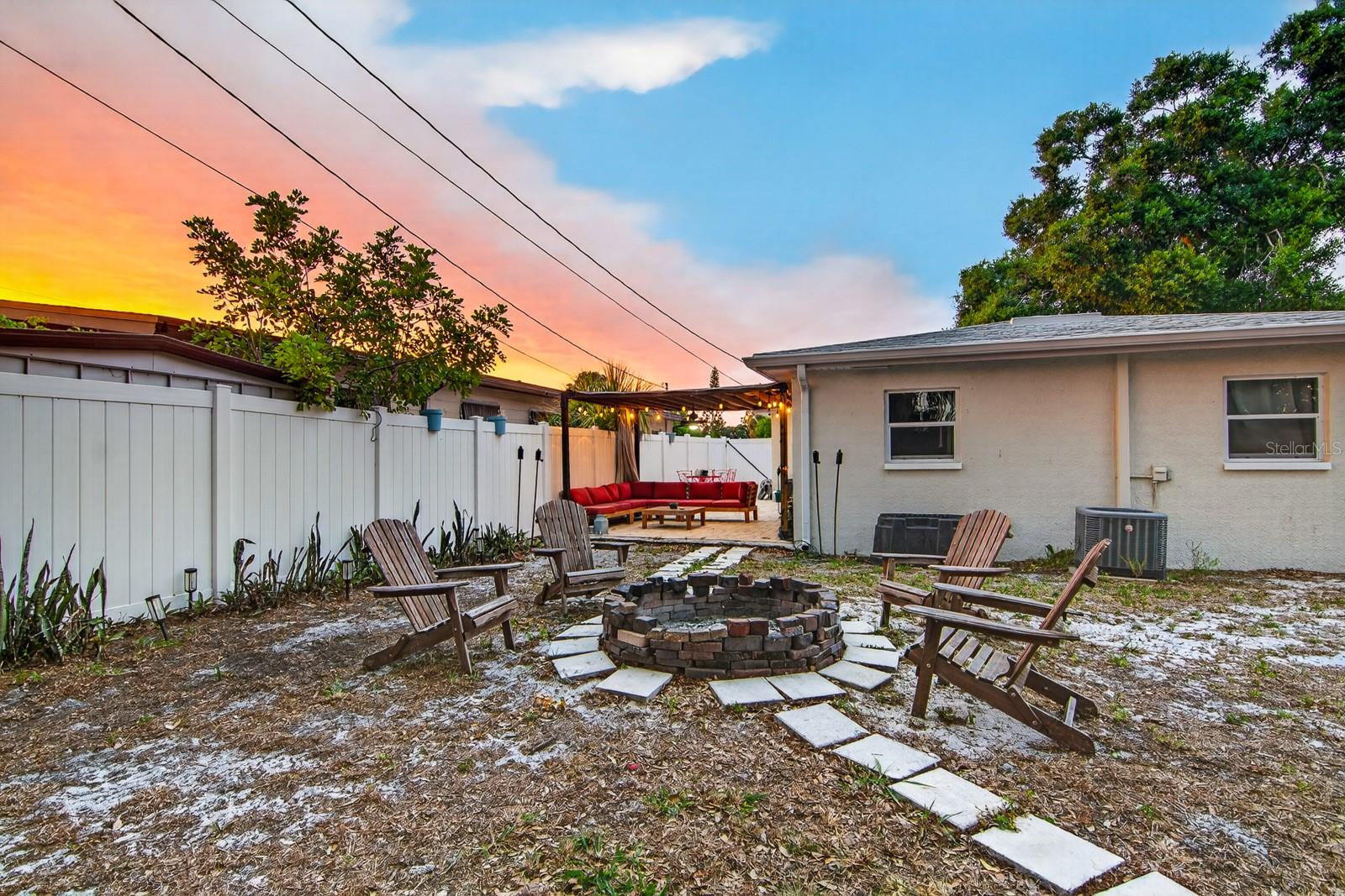 7142 34TH AVE N, ST PETERSBURG, FL, 33710