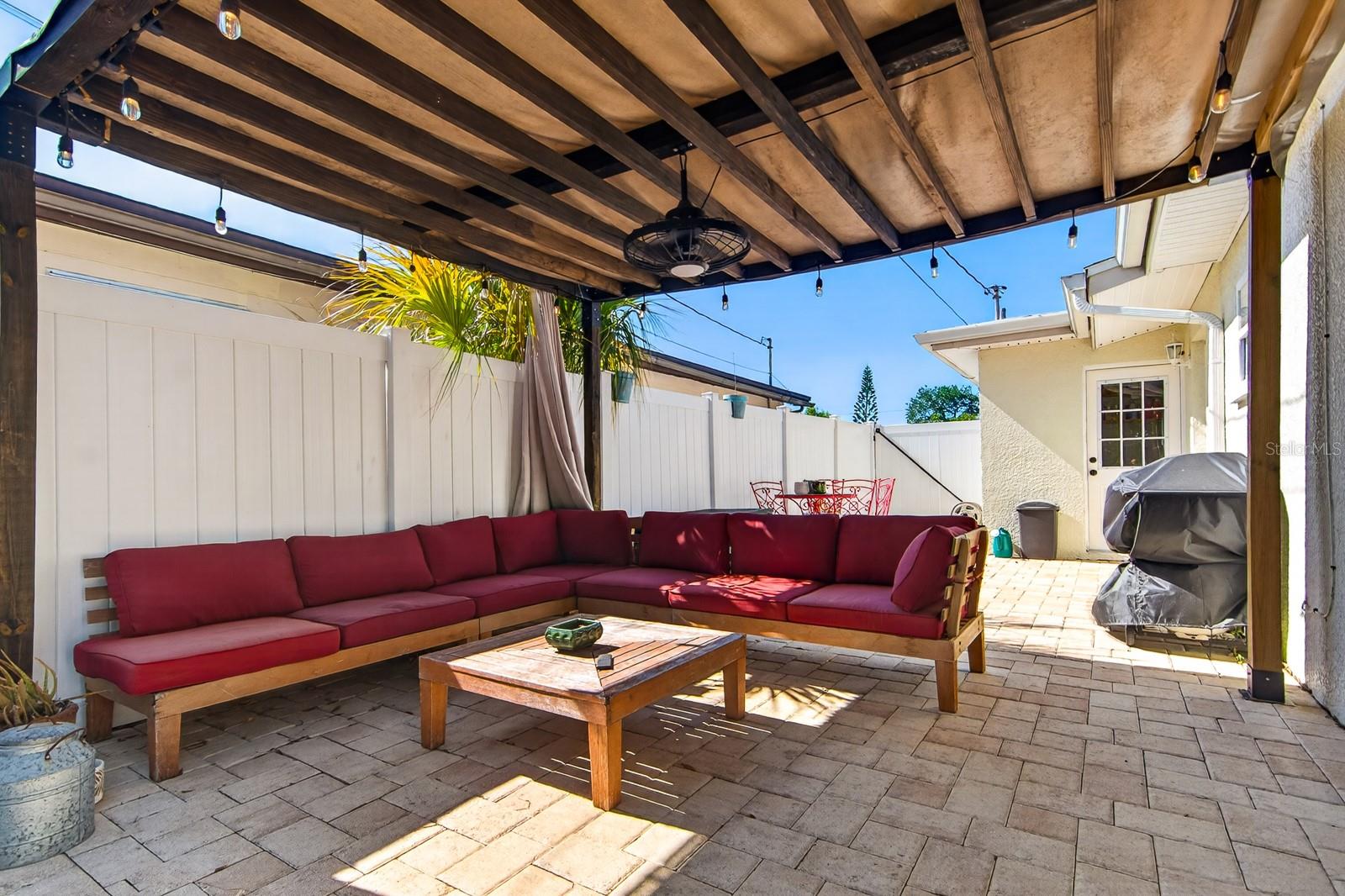 7142 34TH AVE N, ST PETERSBURG, FL, 33710