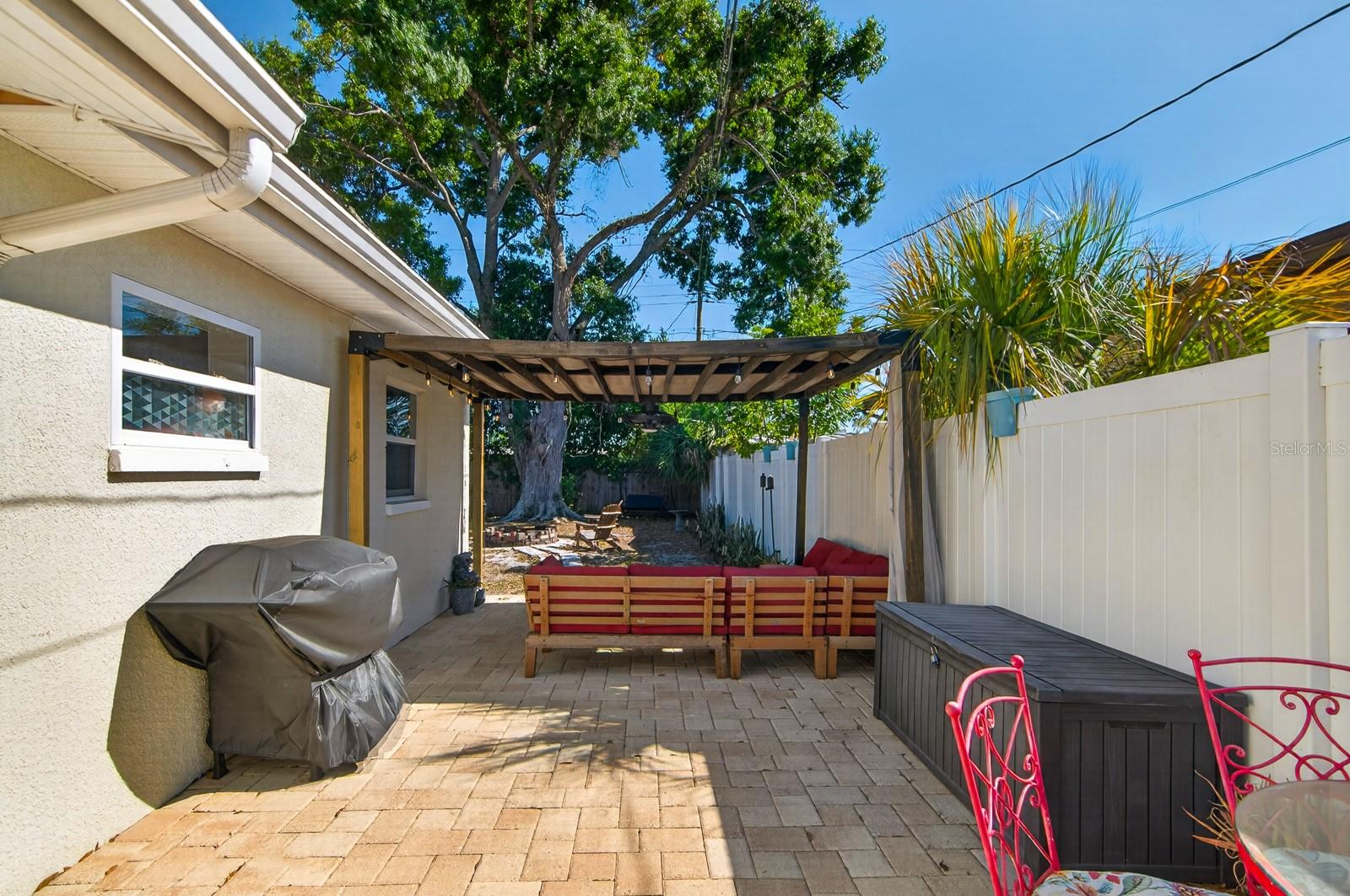 7142 34TH AVE N, ST PETERSBURG, FL, 33710