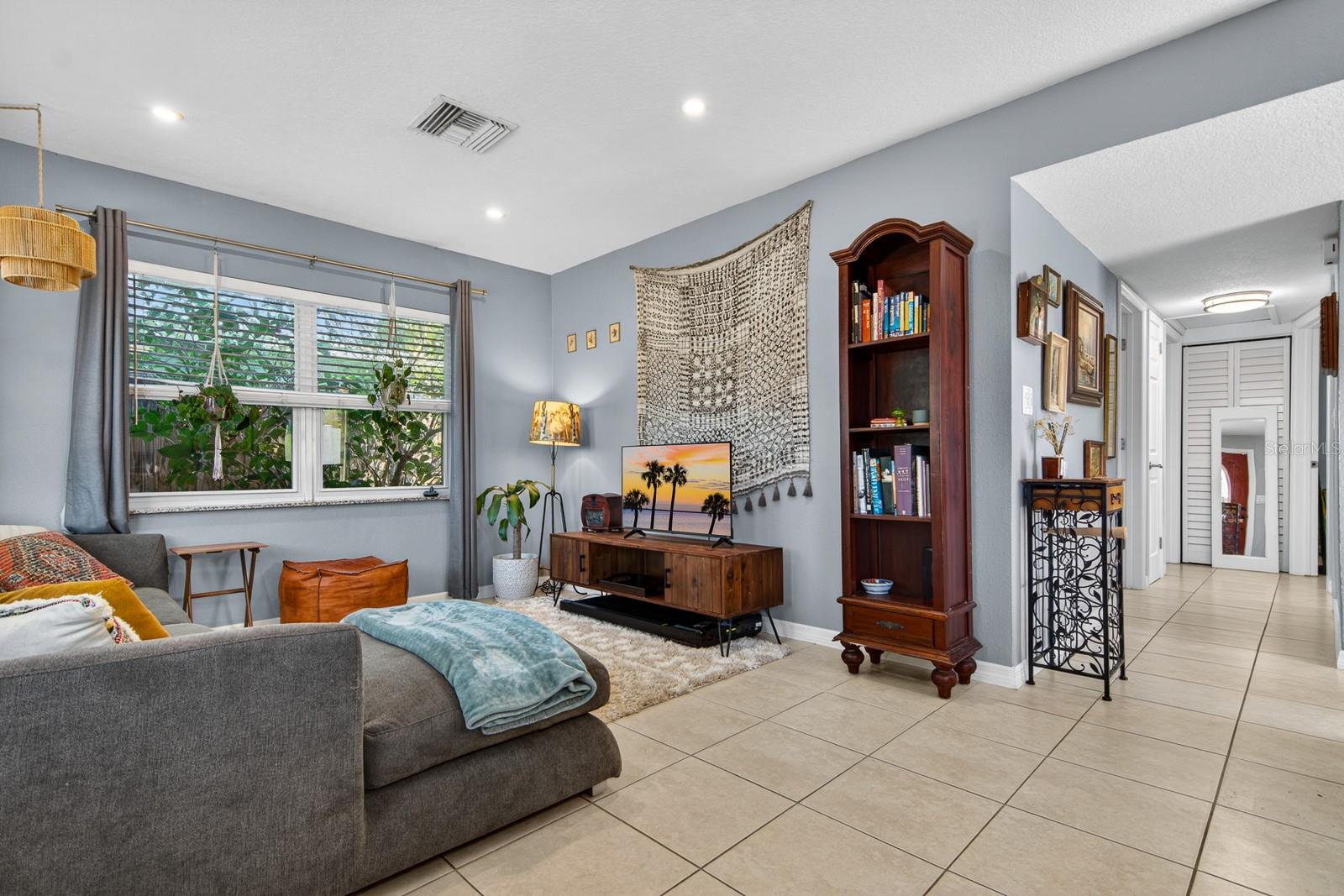 7142 34TH AVE N, ST PETERSBURG, FL, 33710