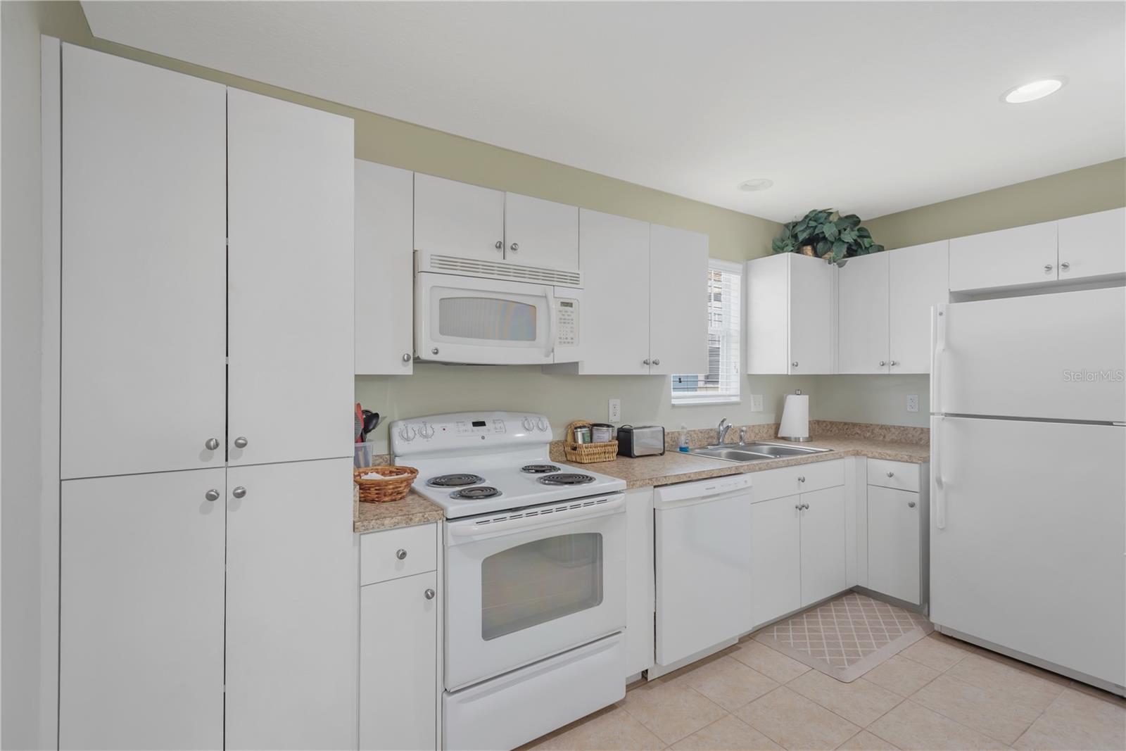 5959 BEACONPARK ST, LITHIA, FL, 33547