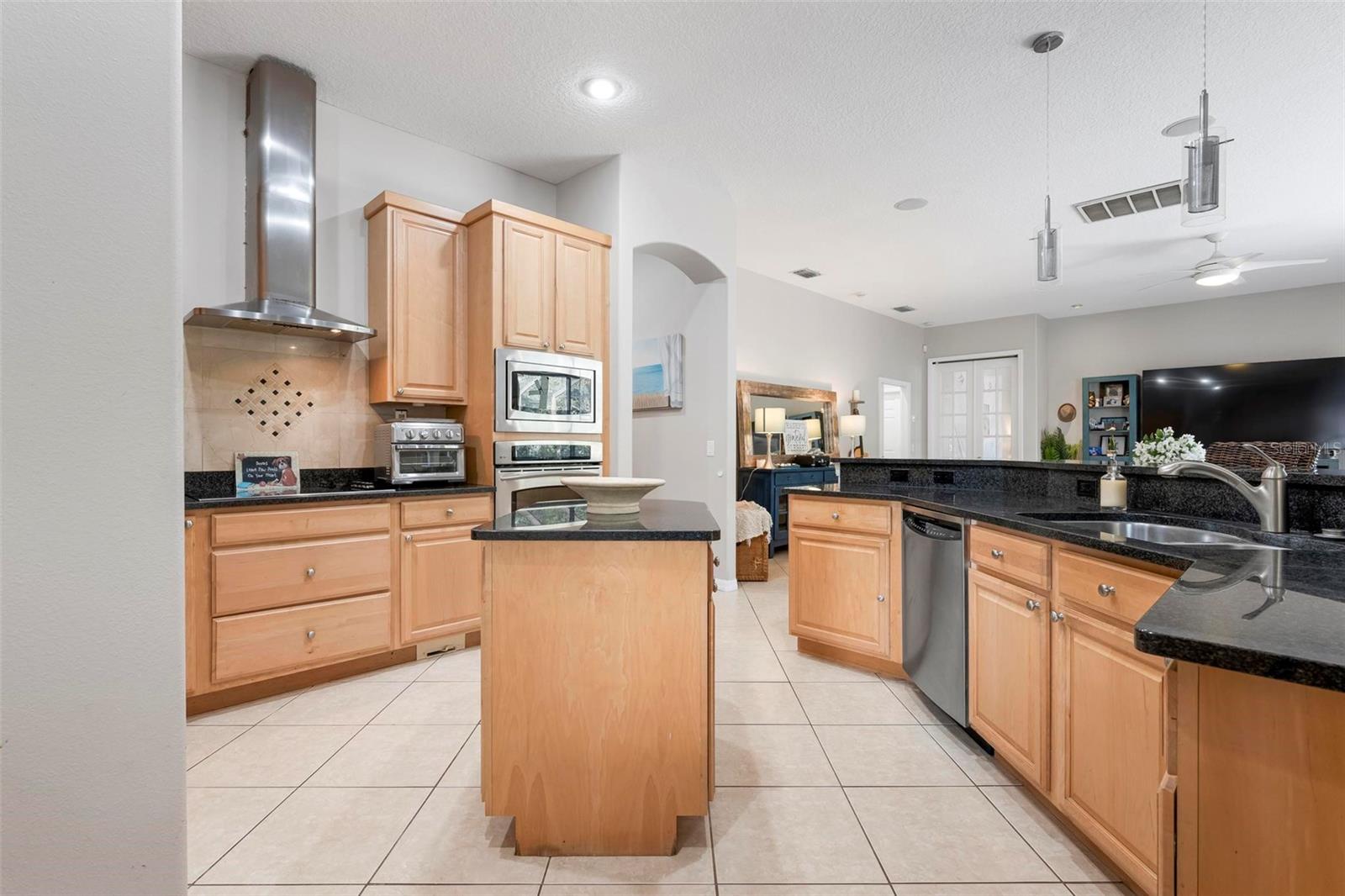22610 NIGHT HERON WAY, BRADENTON, FL, 34202