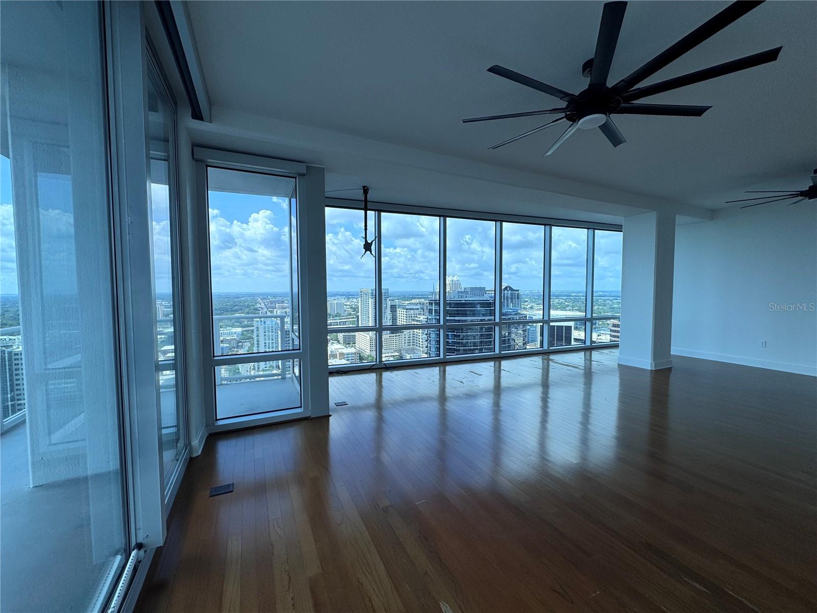 150 E ROBINSON ST E #3301, ORLANDO, FL, 32801