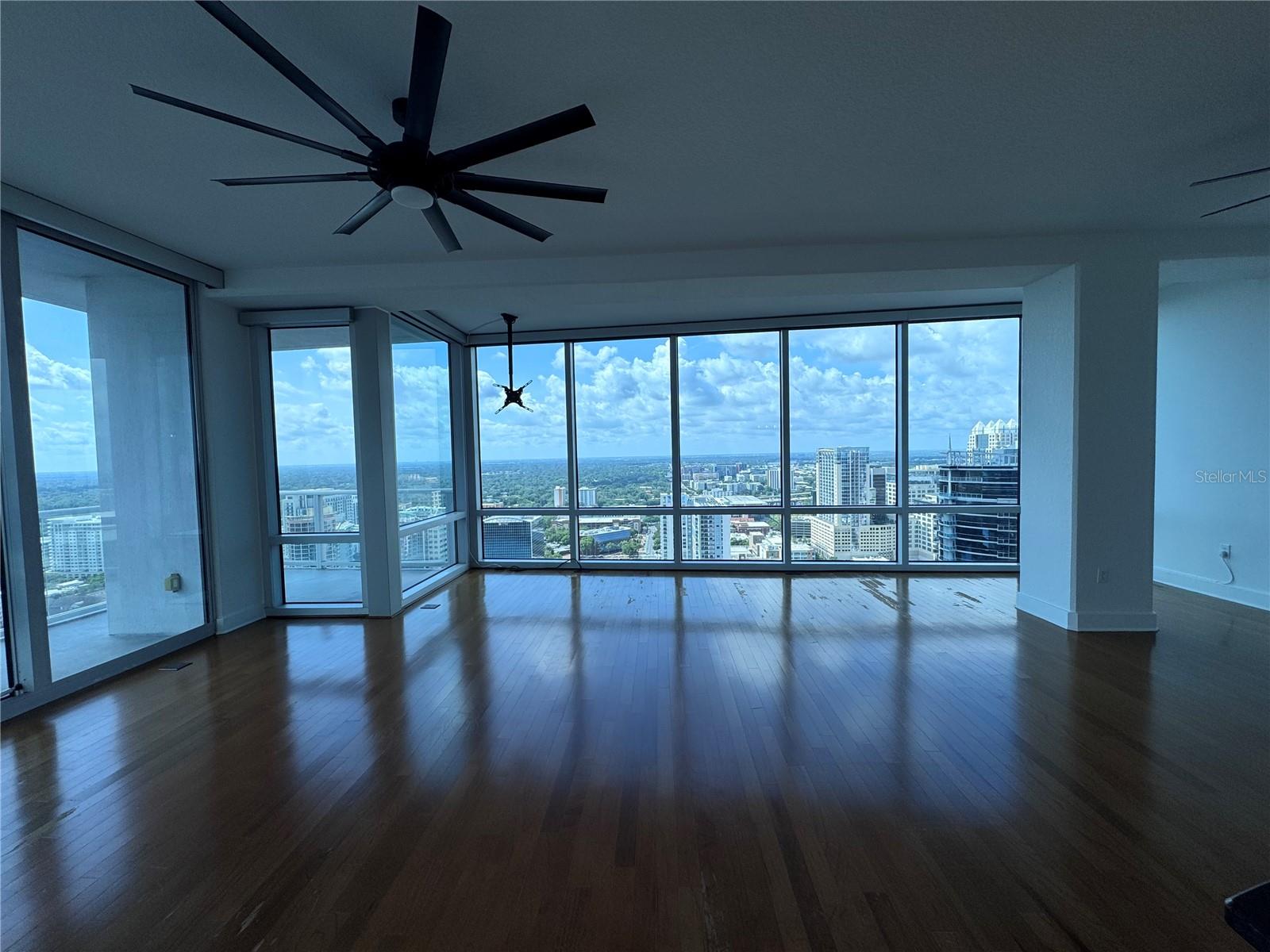 150 E ROBINSON ST E #3301, ORLANDO, FL, 32801