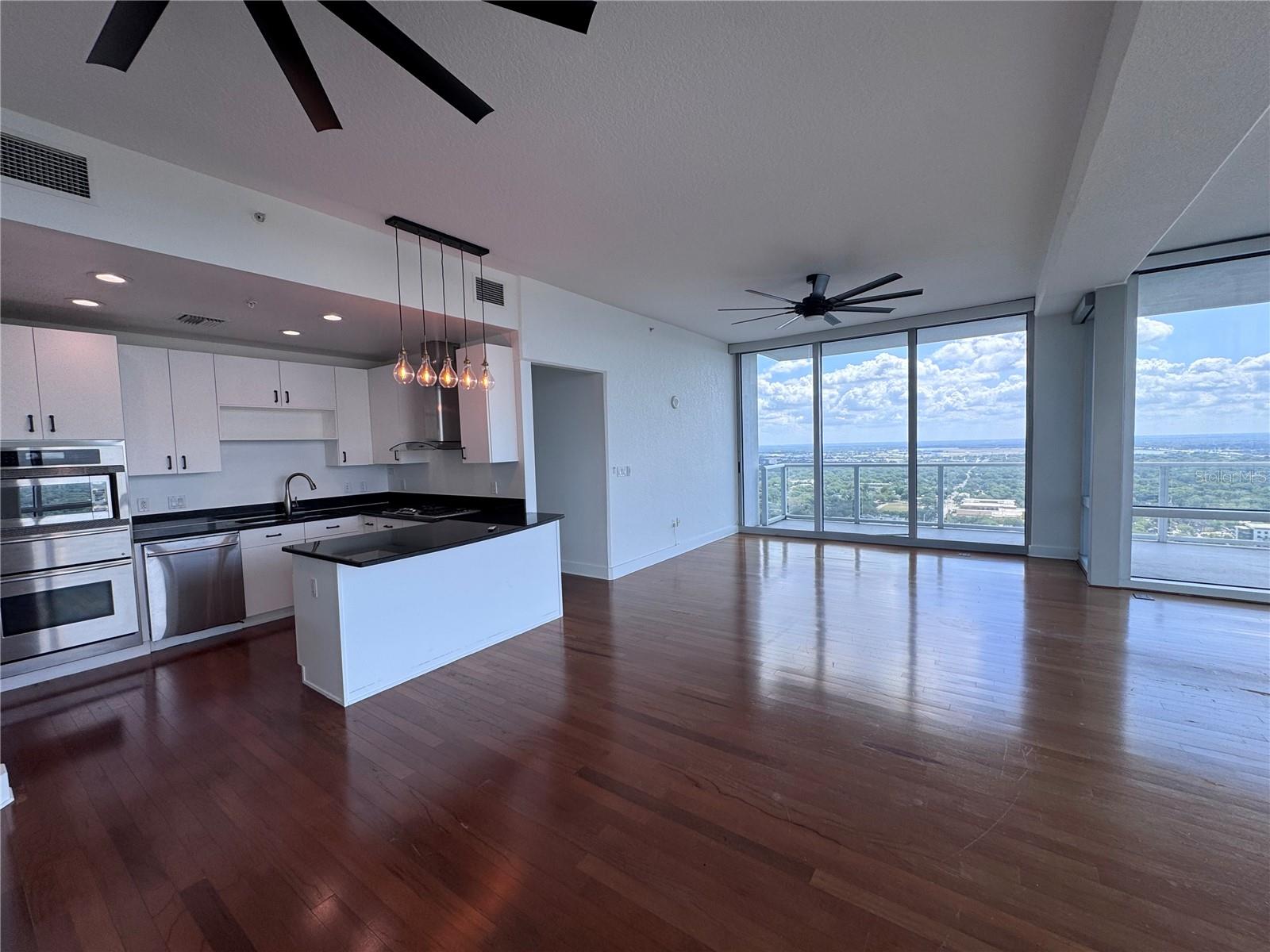 150 E ROBINSON ST E #3301, ORLANDO, FL, 32801