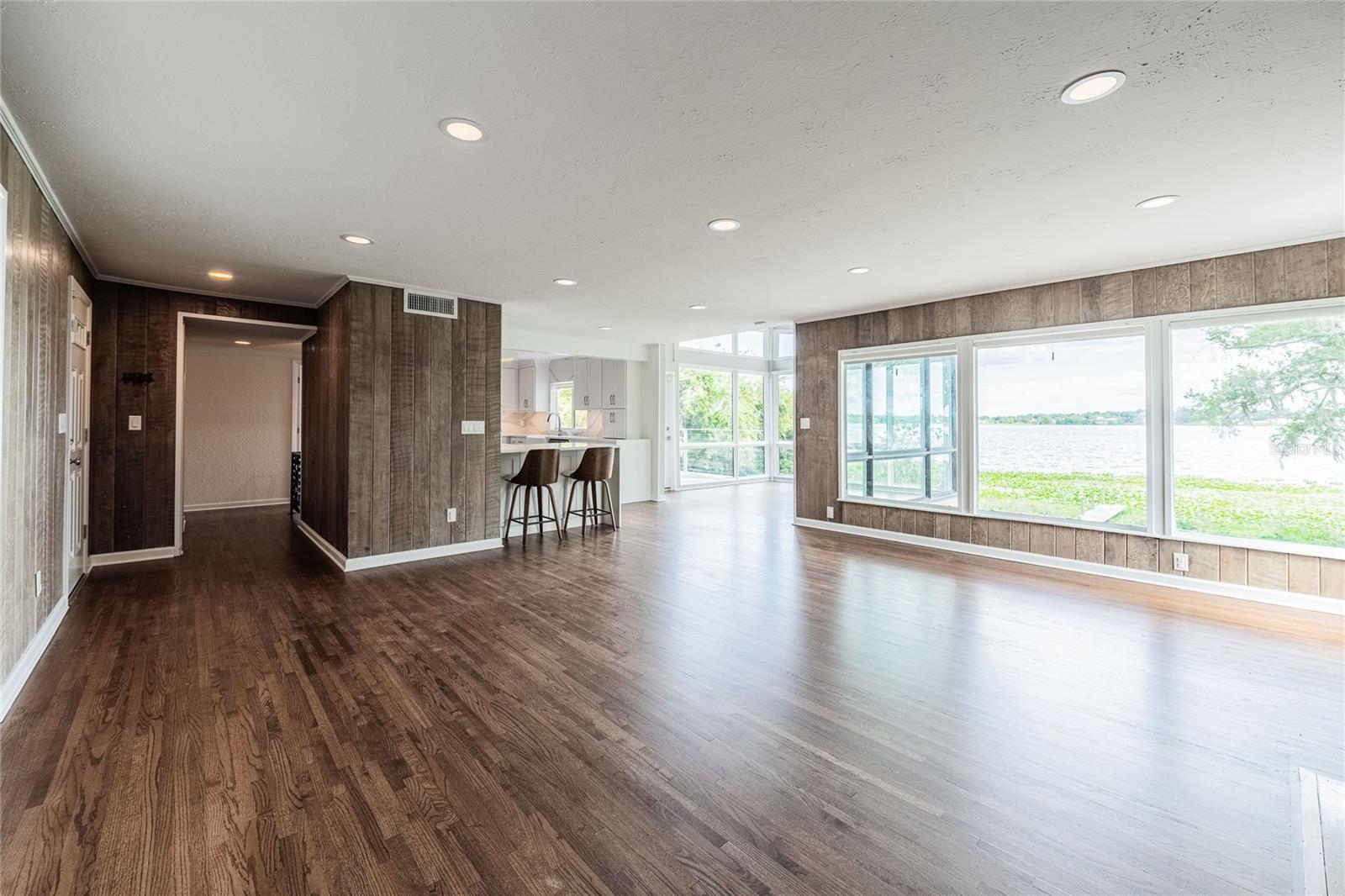 7 LAKE HOLLINGSWORTH DR, LAKELAND, FL, 33803