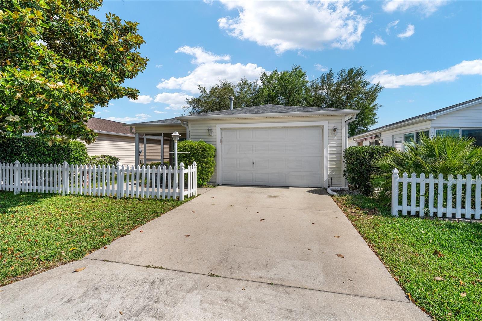 8221 SE 169TH PALOWNIA LOOP, THE VILLAGES, FL, 32162