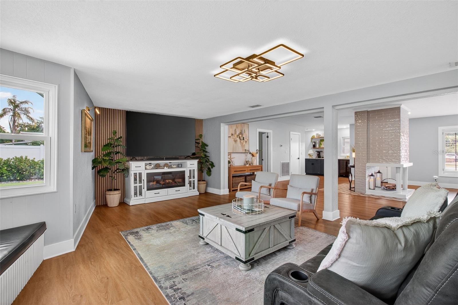 1714 INDIAN ROCKS RD, BELLEAIR, FL, 33756