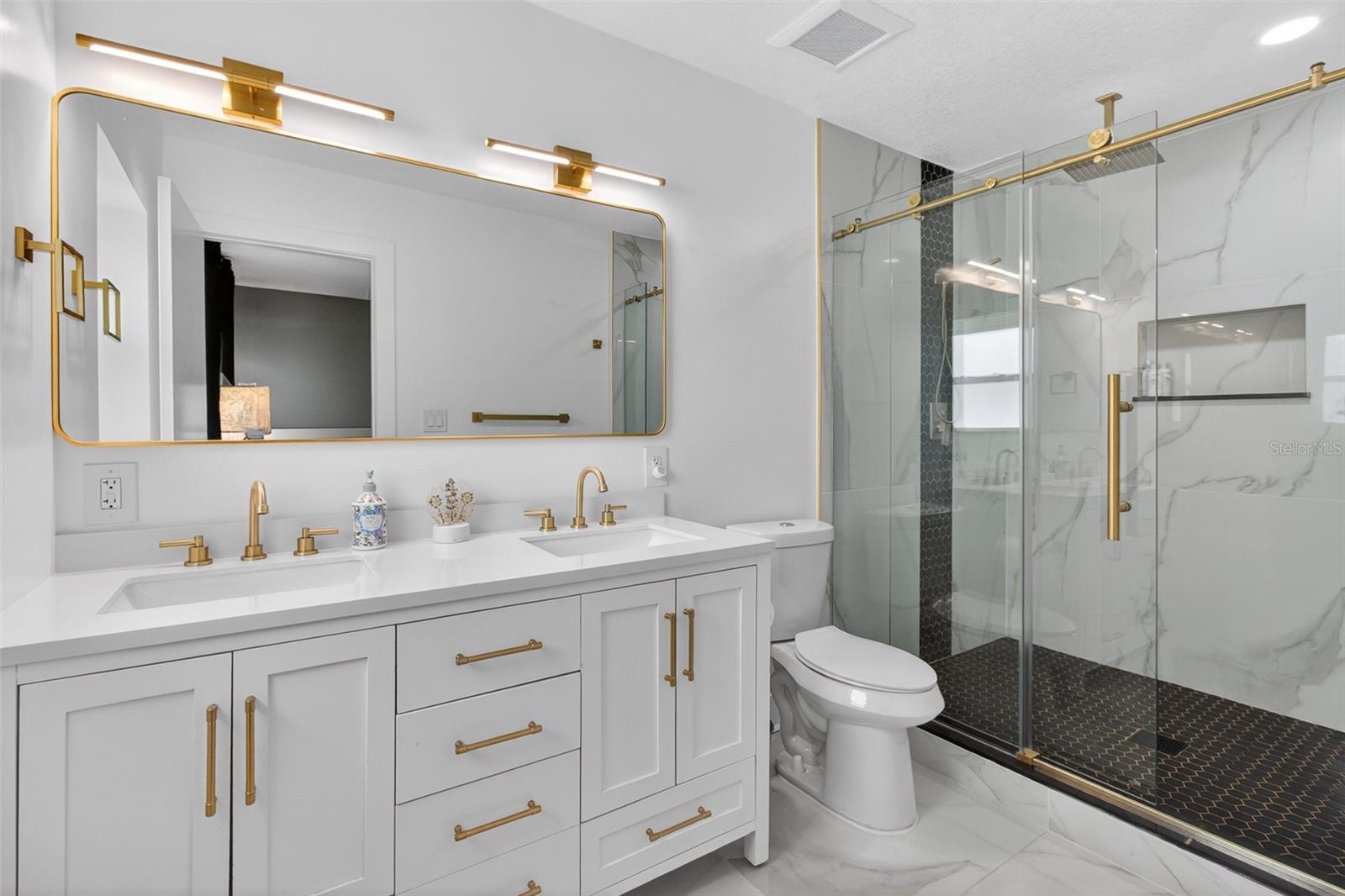 1714 INDIAN ROCKS RD, BELLEAIR, FL, 33756