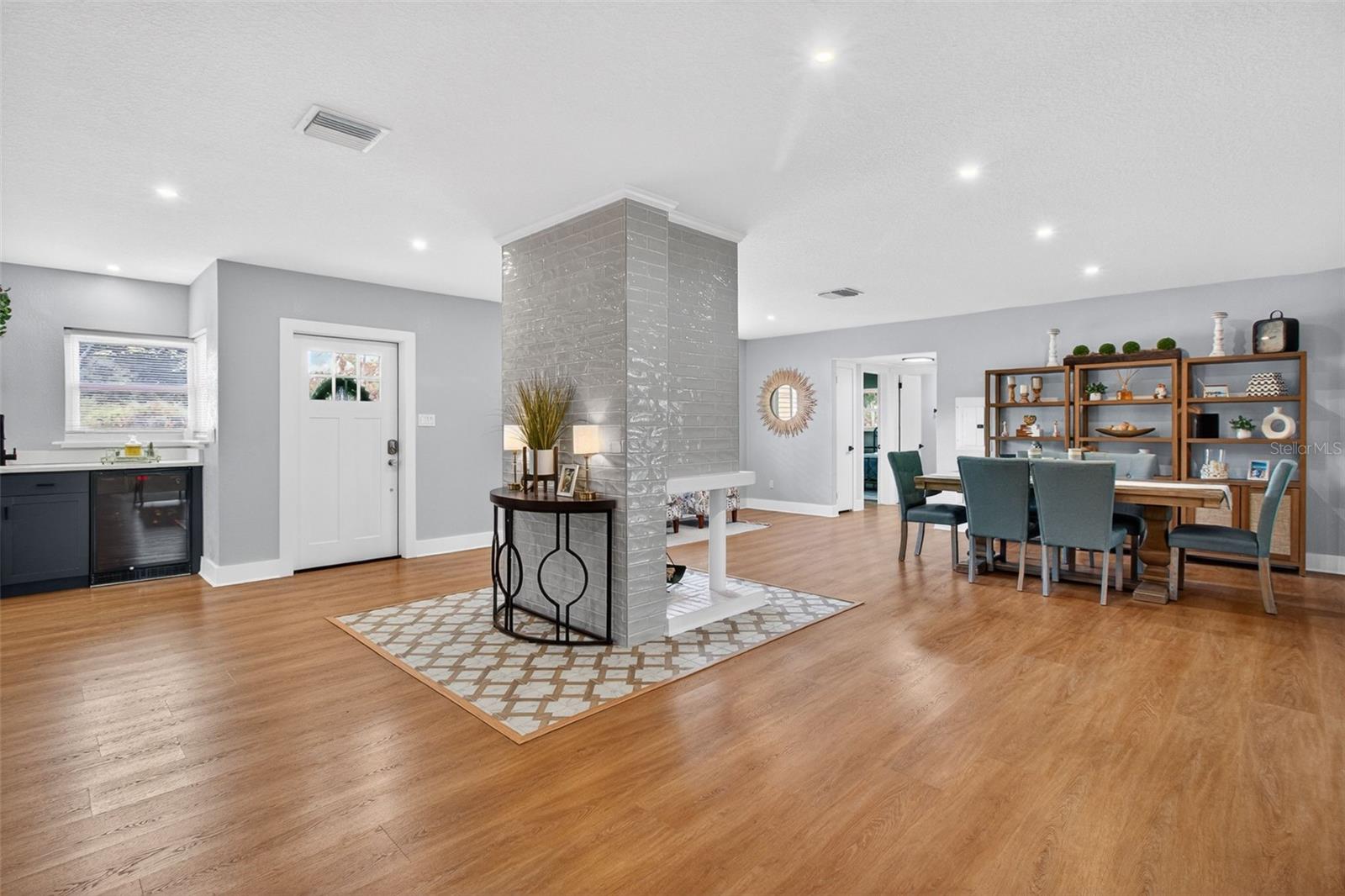 1714 INDIAN ROCKS RD, BELLEAIR, FL, 33756