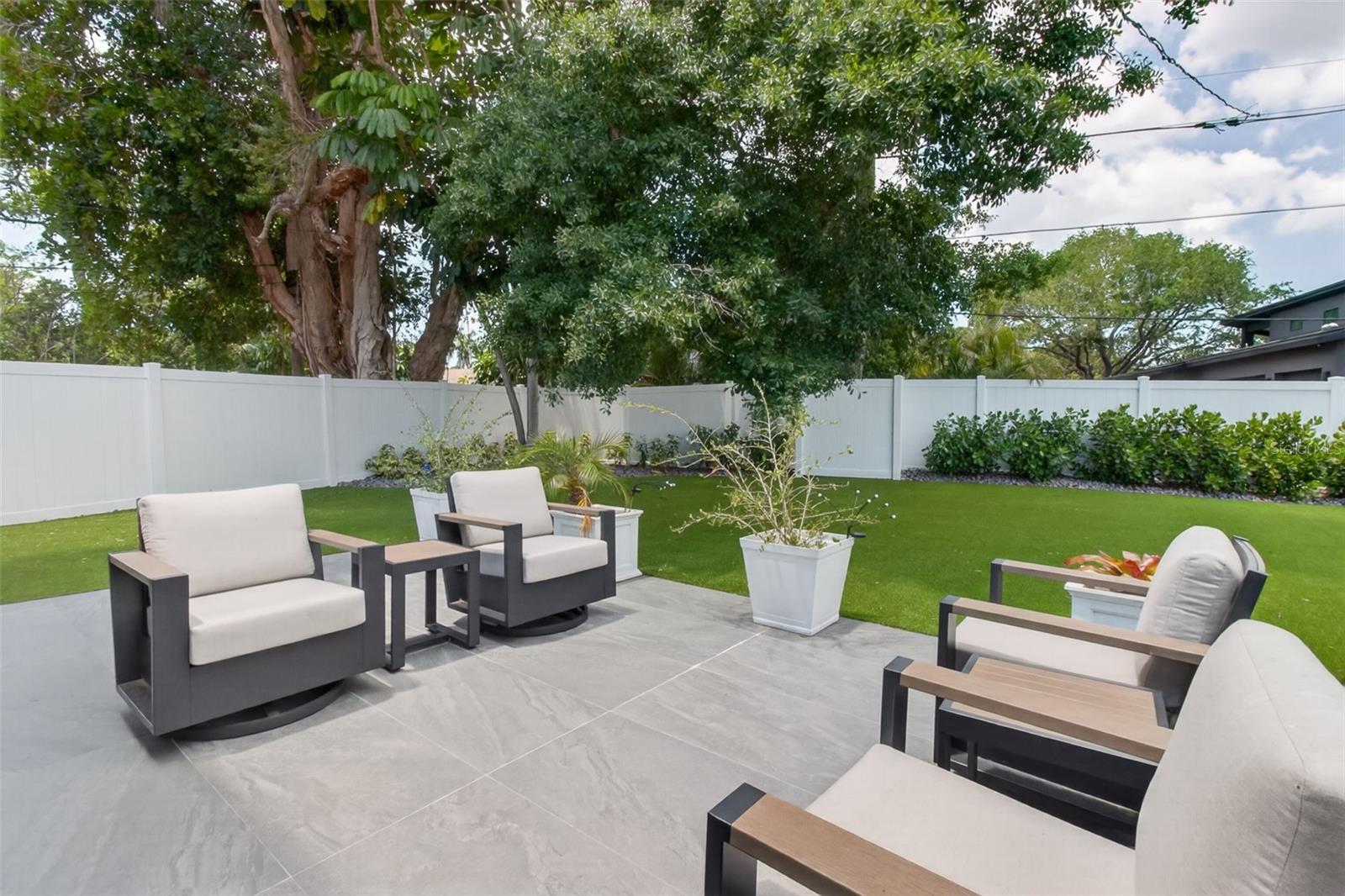 1714 INDIAN ROCKS RD, BELLEAIR, FL, 33756