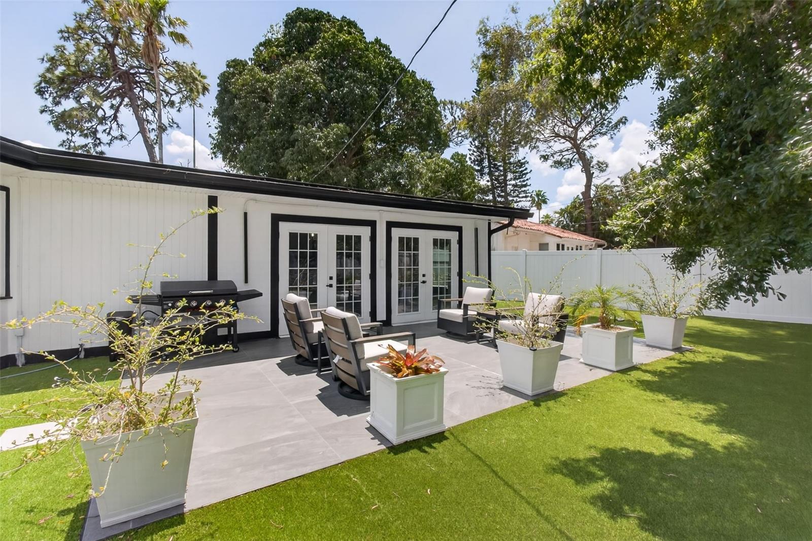 1714 INDIAN ROCKS RD, BELLEAIR, FL, 33756