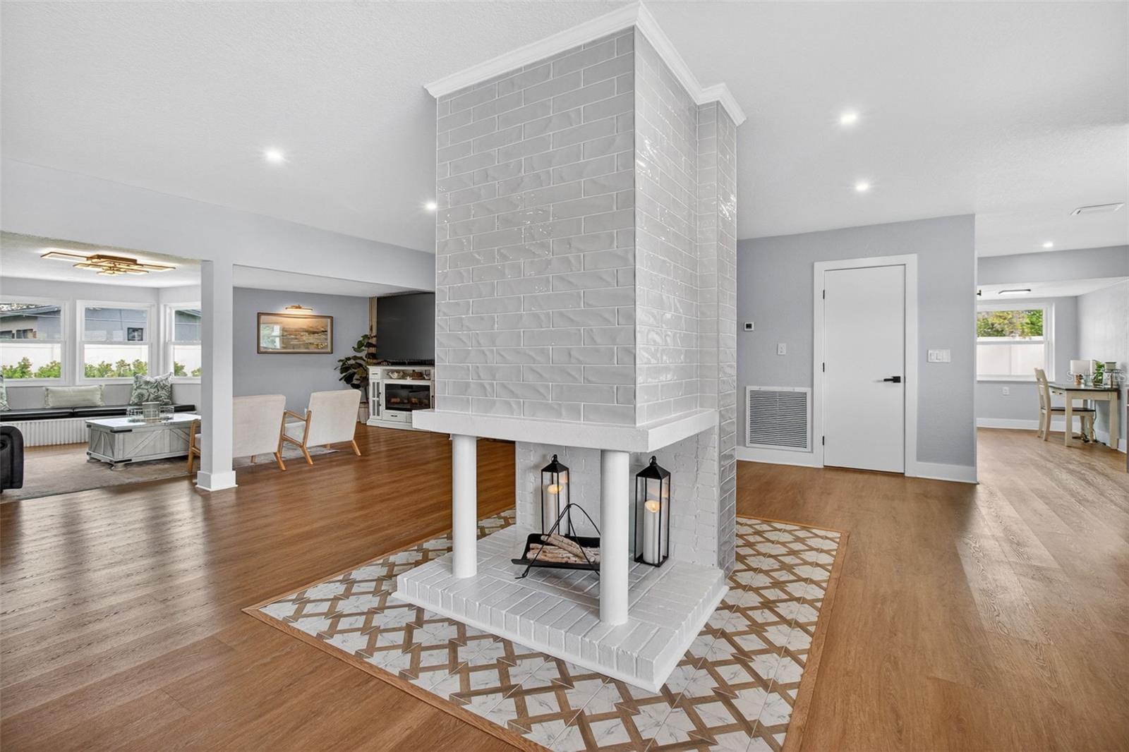 1714 INDIAN ROCKS RD, BELLEAIR, FL, 33756