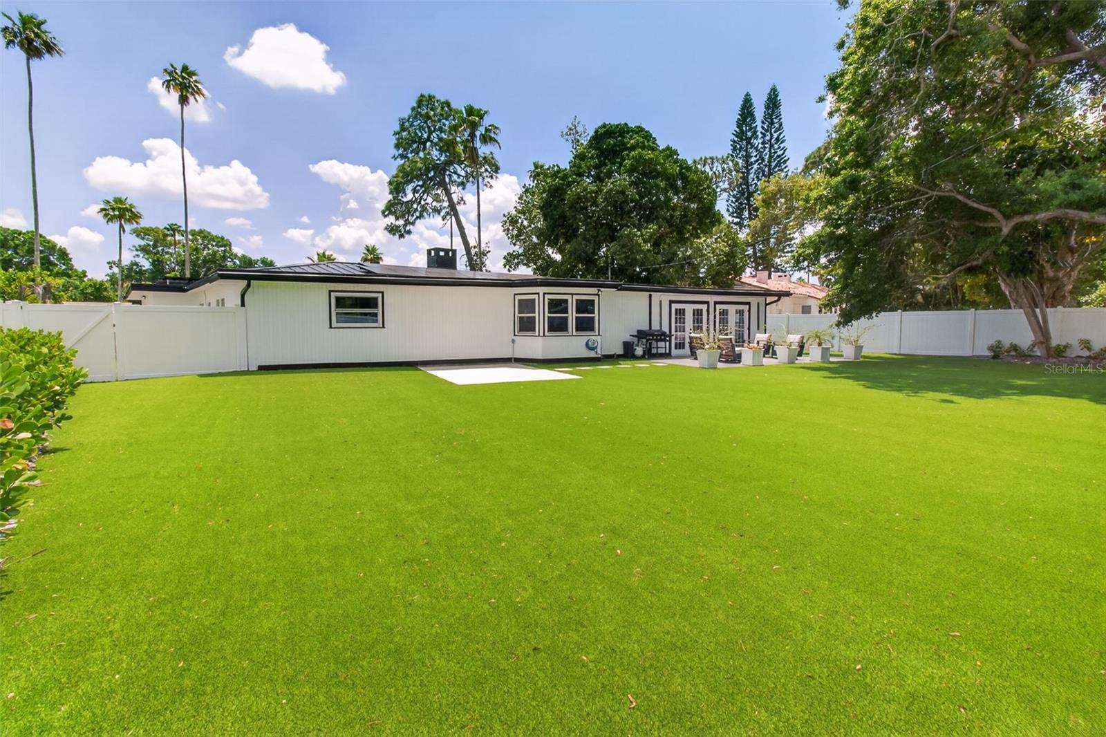 1714 INDIAN ROCKS RD, BELLEAIR, FL, 33756