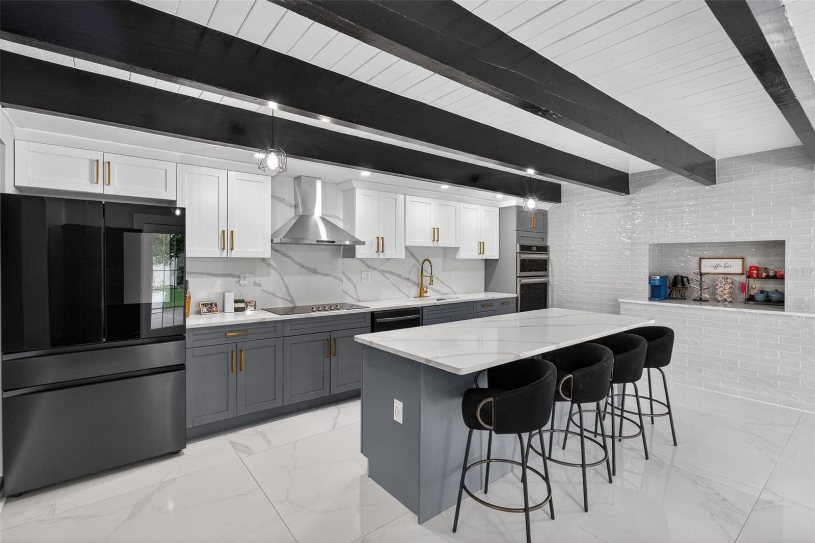 1714 INDIAN ROCKS RD, BELLEAIR, FL, 33756