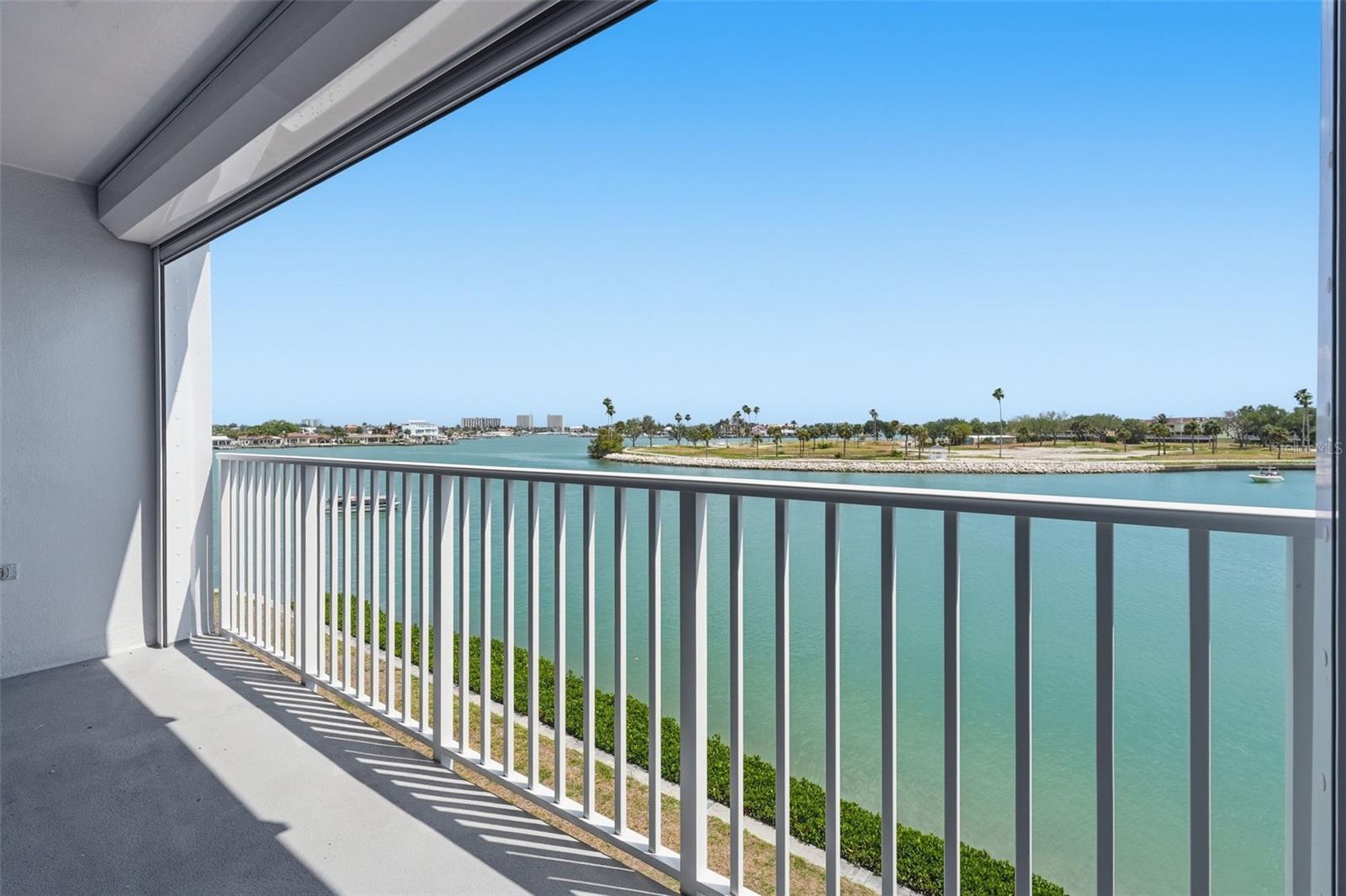 450 TREASURE ISLAND CSWY #310, TREASURE ISLAND, FL, 33706