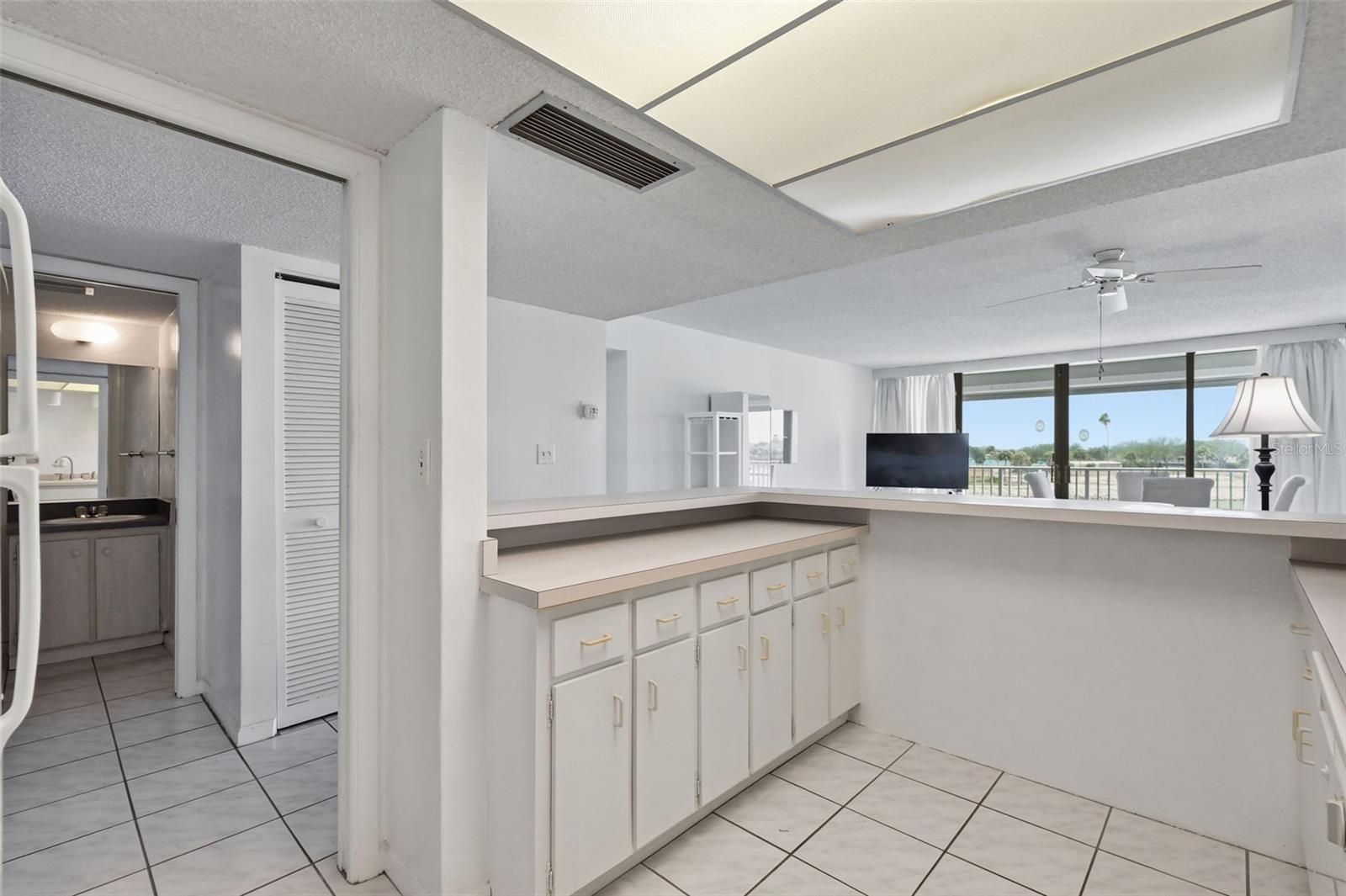 450 TREASURE ISLAND CSWY #310, TREASURE ISLAND, FL, 33706