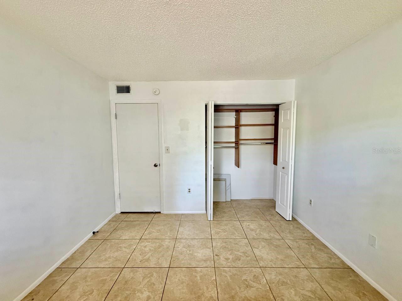 7560 92ND ST #102B, SEMINOLE, FL, 33777