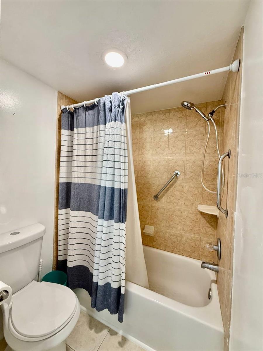 7560 92ND ST #102B, SEMINOLE, FL, 33777