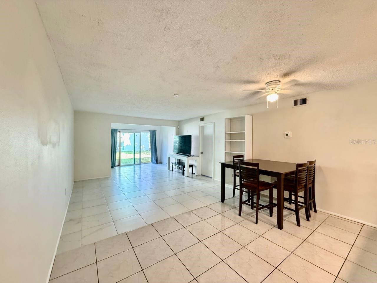 7560 92ND ST #102B, SEMINOLE, FL, 33777