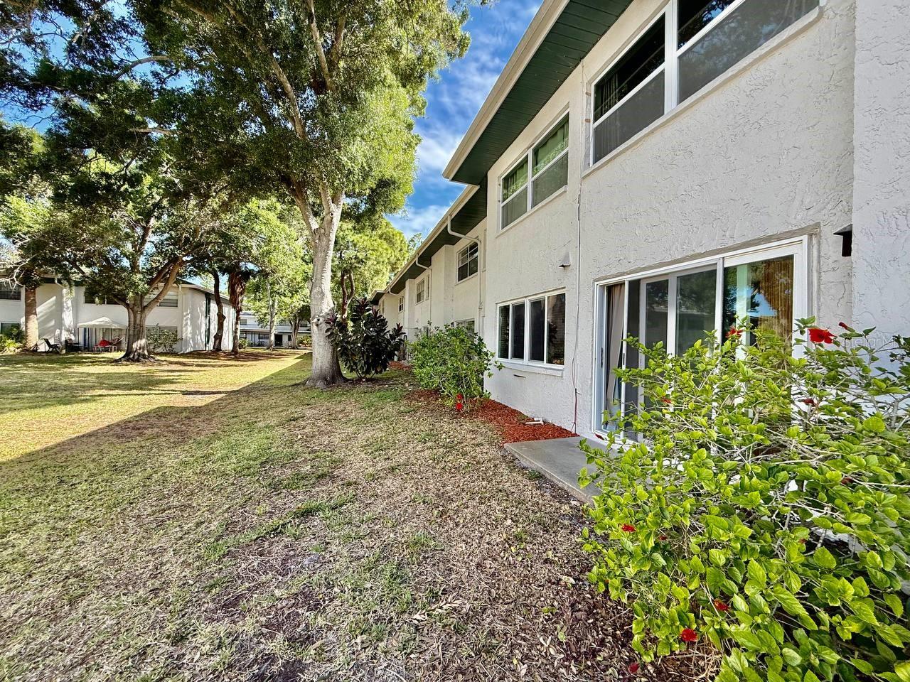 7560 92ND ST #102B, SEMINOLE, FL, 33777