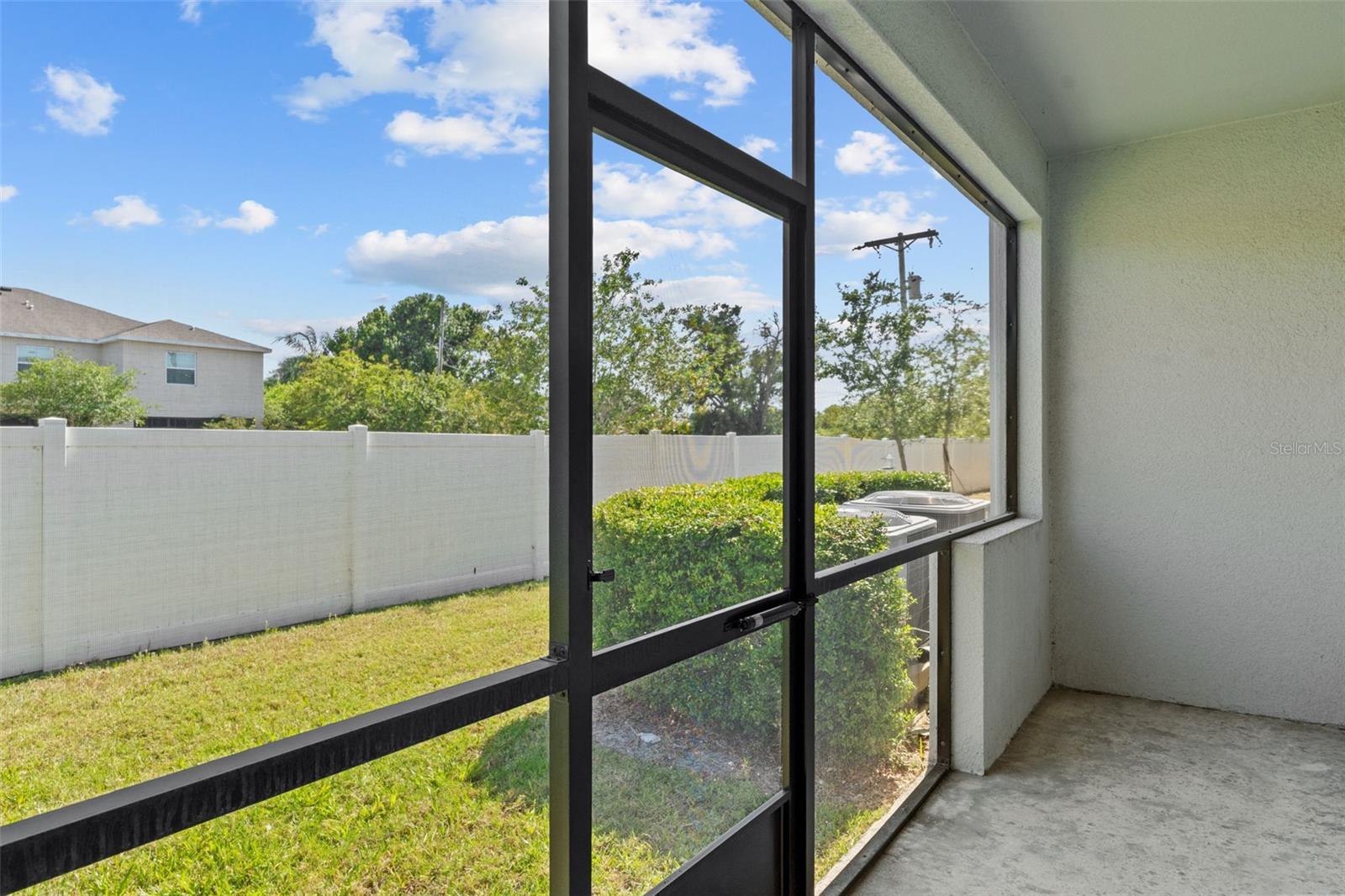 741 ROYAL EMPRESS DR, RUSKIN, FL, 33570