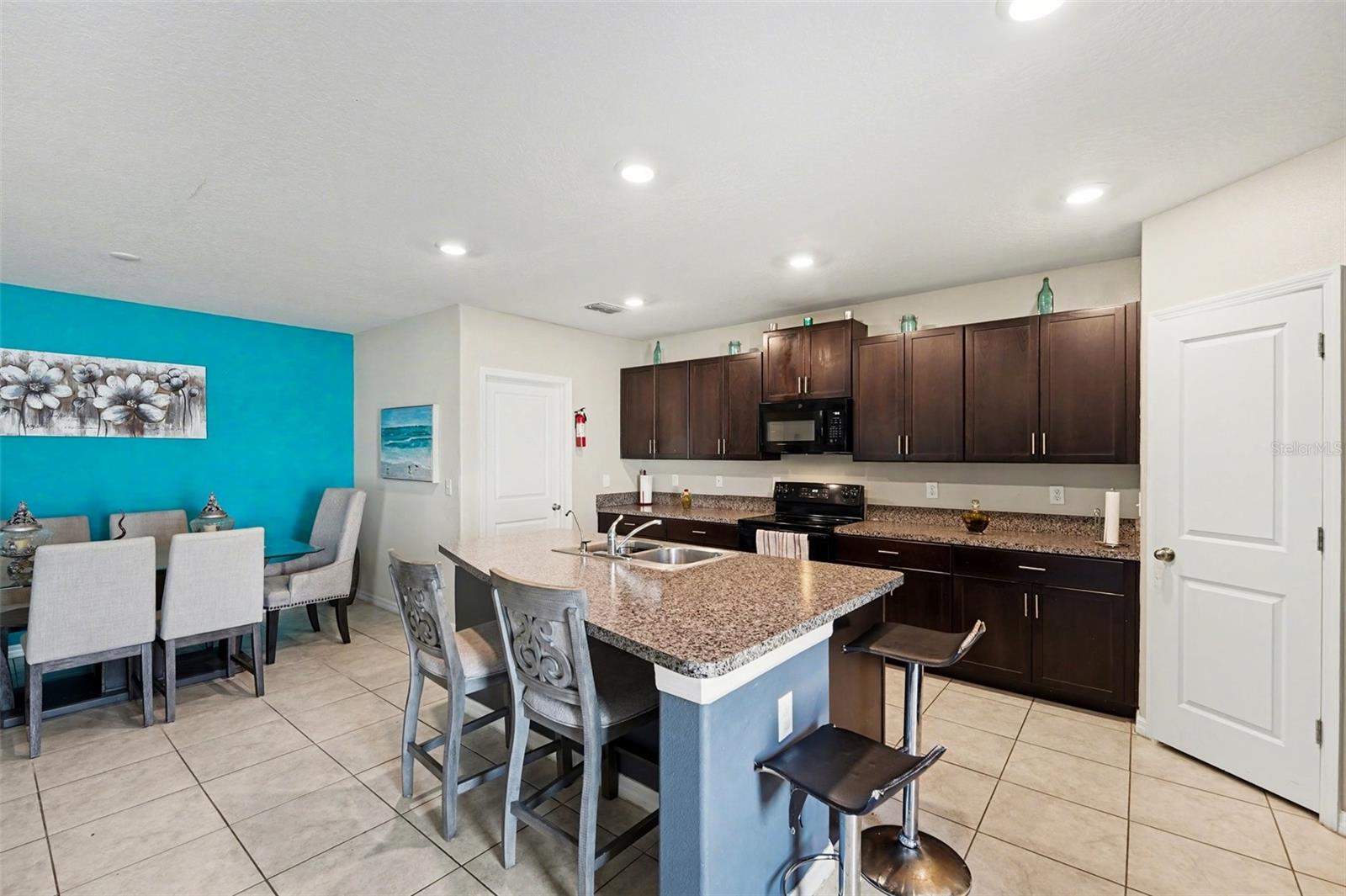 882 OLIVE CONCH ST, RUSKIN, FL, 33570