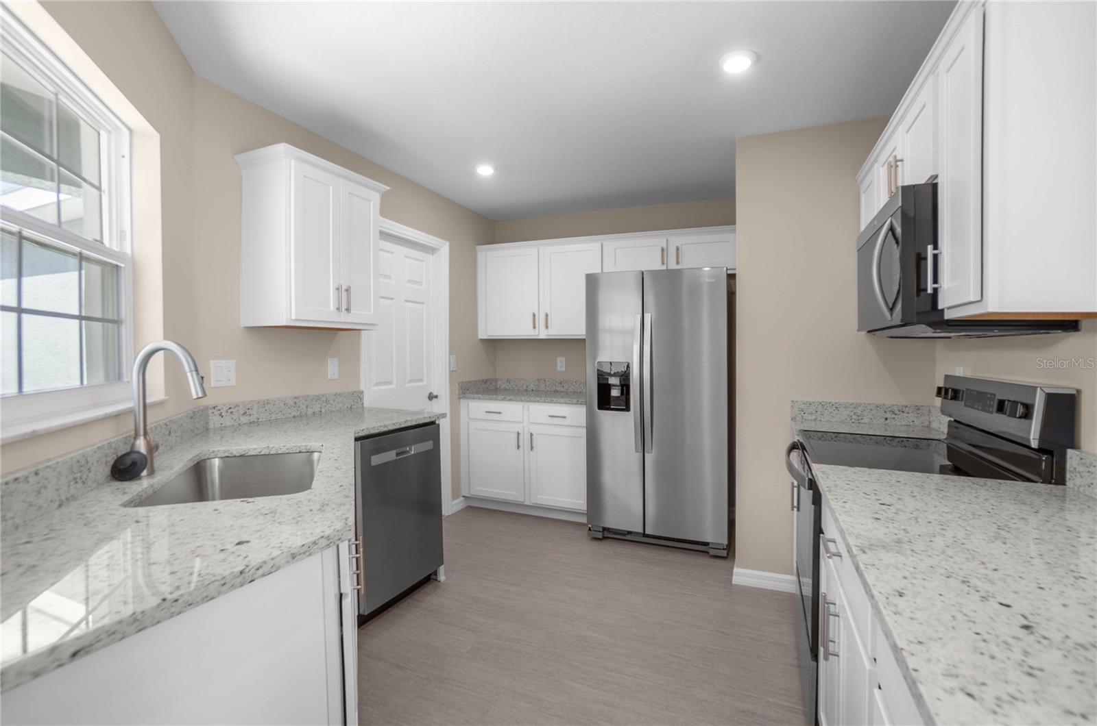 10494 S DREW BRYANT CIR, FLORAL CITY, FL, 34436