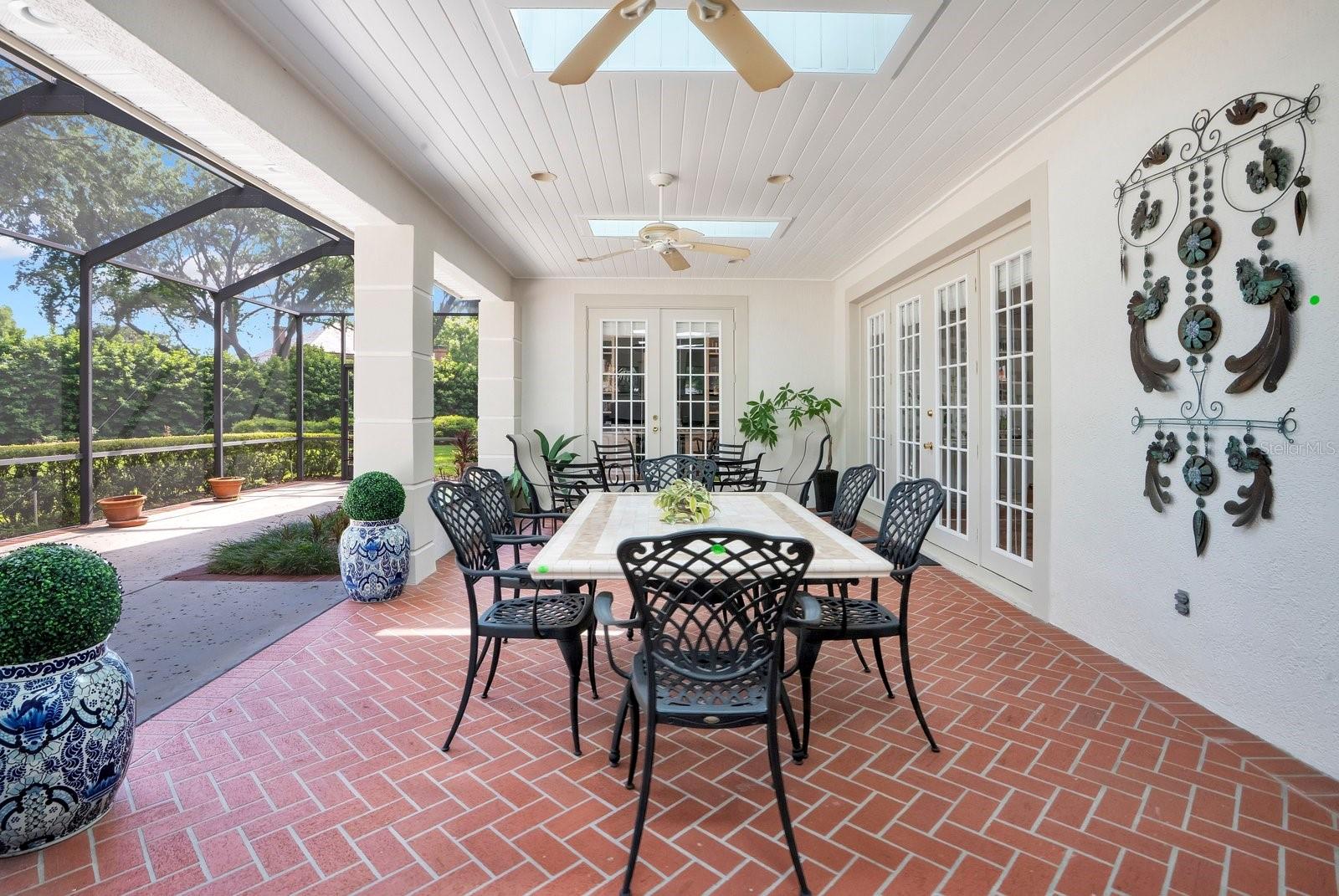 1451 HOLLINGSWORTH OAKS DR, LAKELAND, FL, 33803