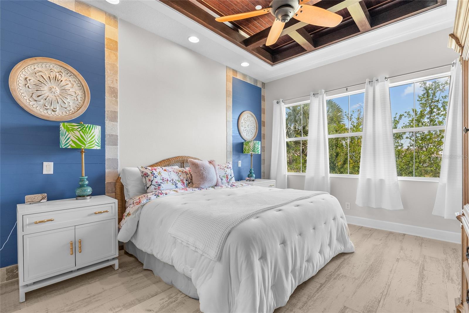 319 COMPASS POINT DR #201, BRADENTON, FL, 34209