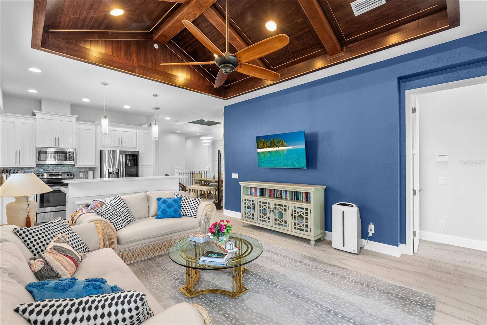 319 COMPASS POINT DR #201, BRADENTON, FL, 34209