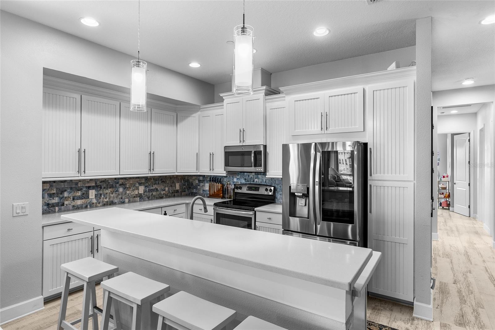 319 COMPASS POINT DR #201, BRADENTON, FL, 34209