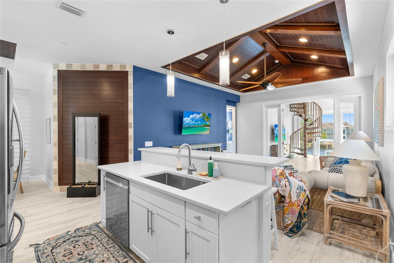 319 COMPASS POINT DR #201, BRADENTON, FL, 34209
