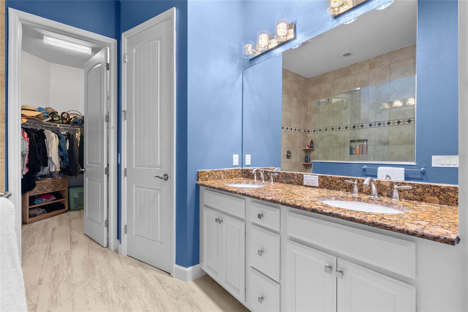 319 COMPASS POINT DR #201, BRADENTON, FL, 34209