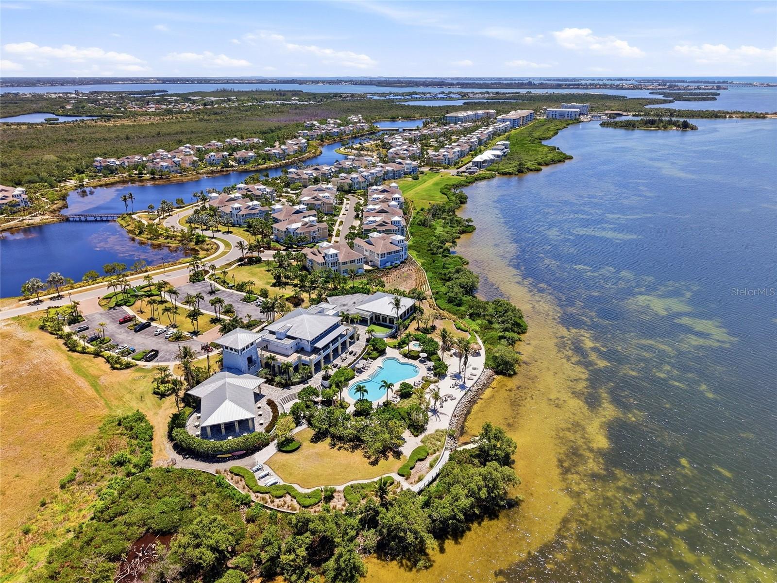 319 COMPASS POINT DR #201, BRADENTON, FL, 34209