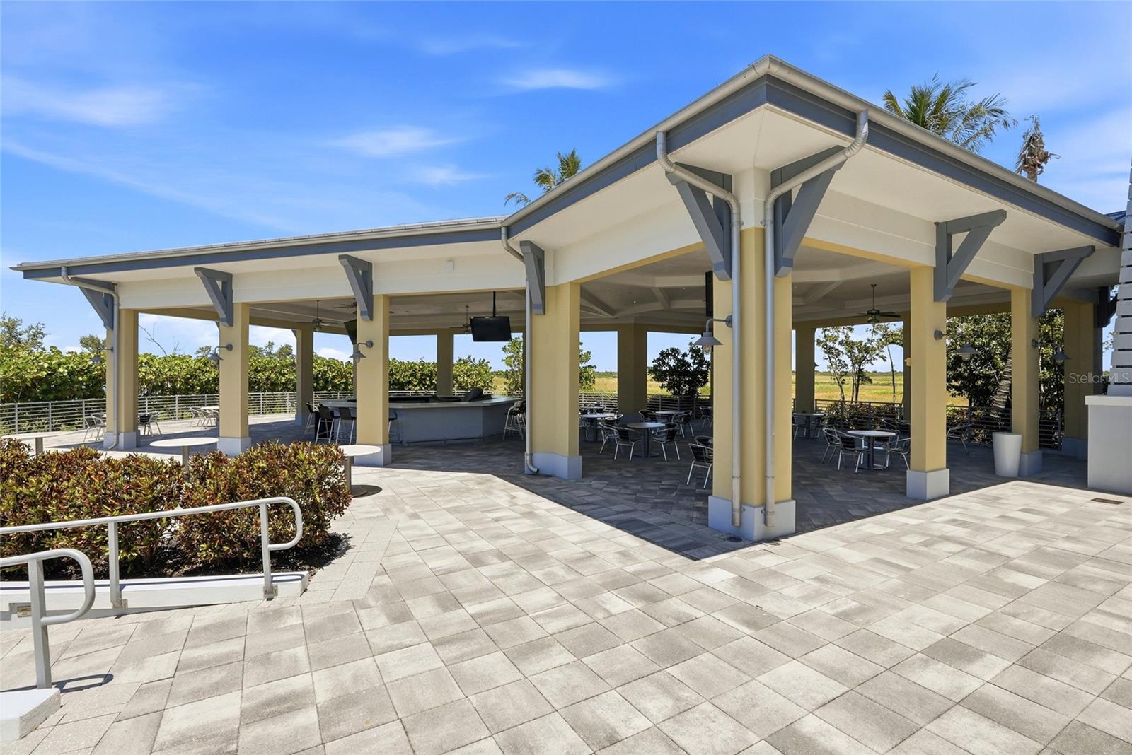 319 COMPASS POINT DR #201, BRADENTON, FL, 34209